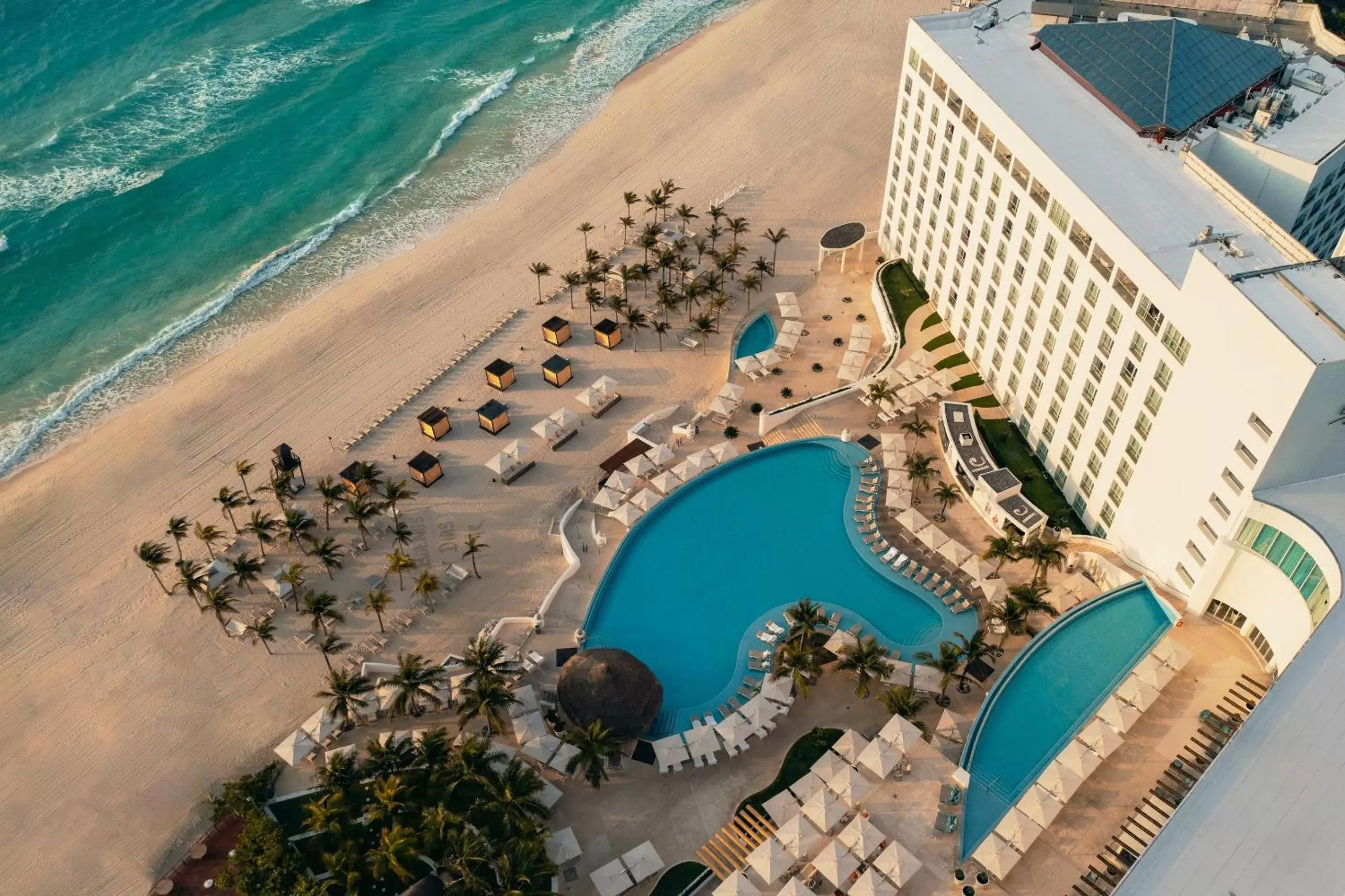 Property building, Pool View in Le Blanc Spa Resort Cancun Adults Only All-Inclusive