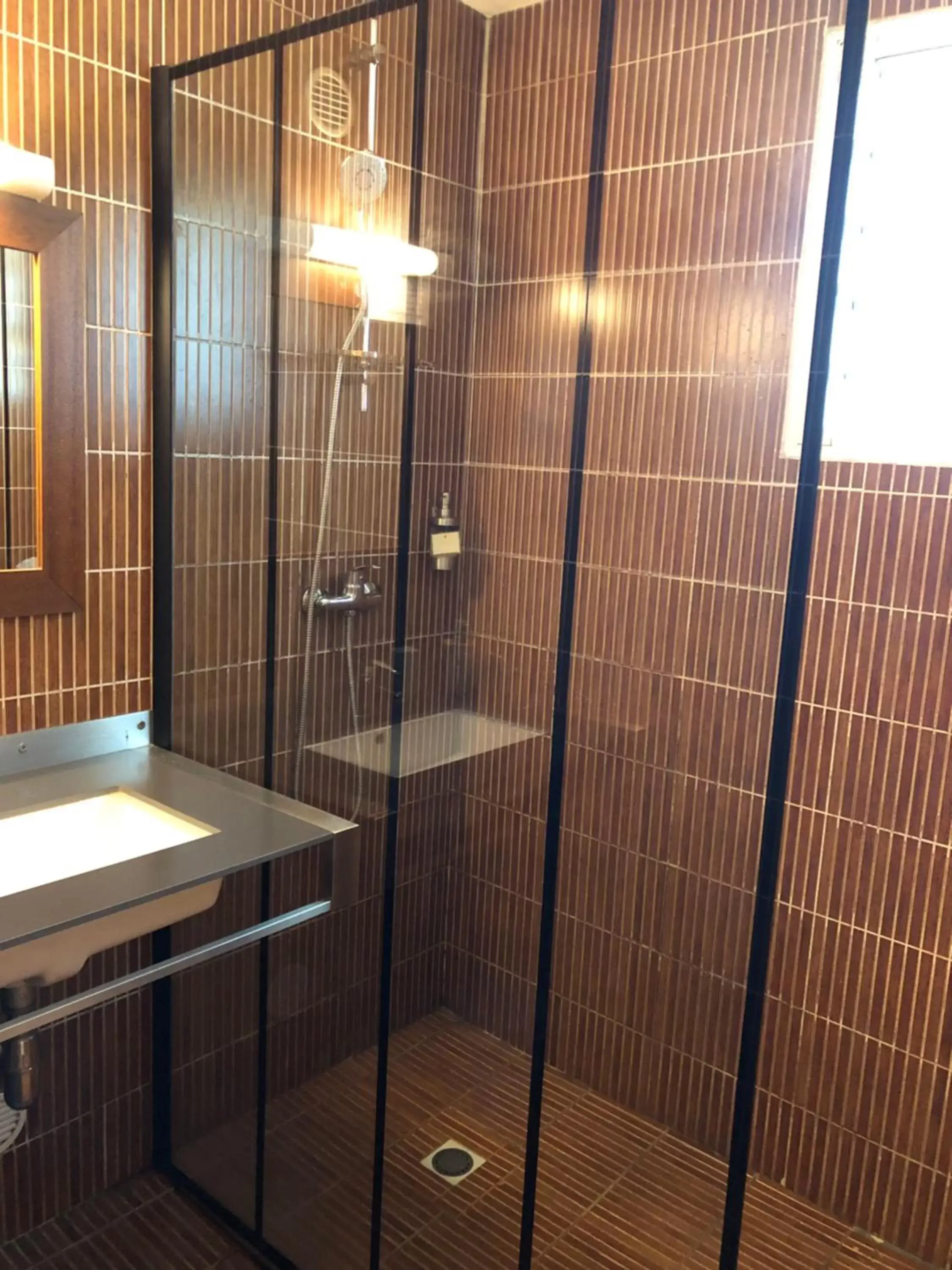 Double Room in Hôtel Le Soleil Couchant Double Room in Hôtel Le Soleil Couchant