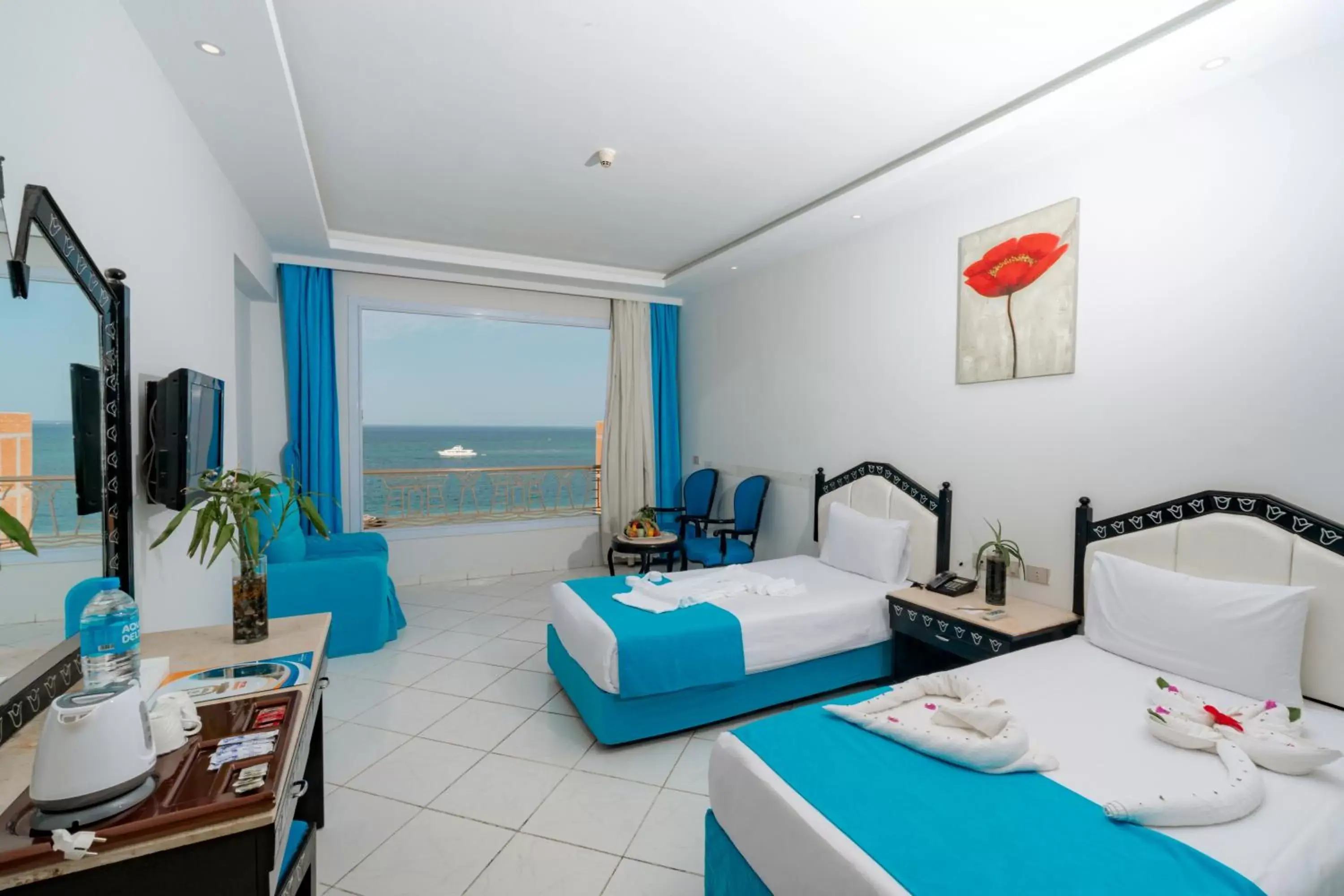 Bedroom in King Tut Aqua Park Beach Resort