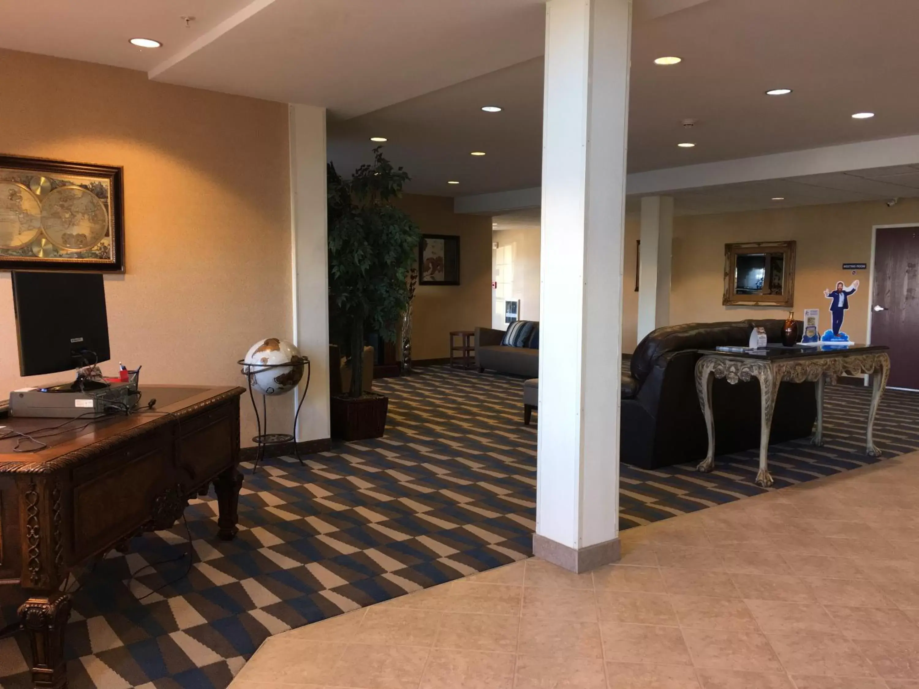 Lobby or reception in Microtel Inn & Suites by Wyndham Indianapolis Airport