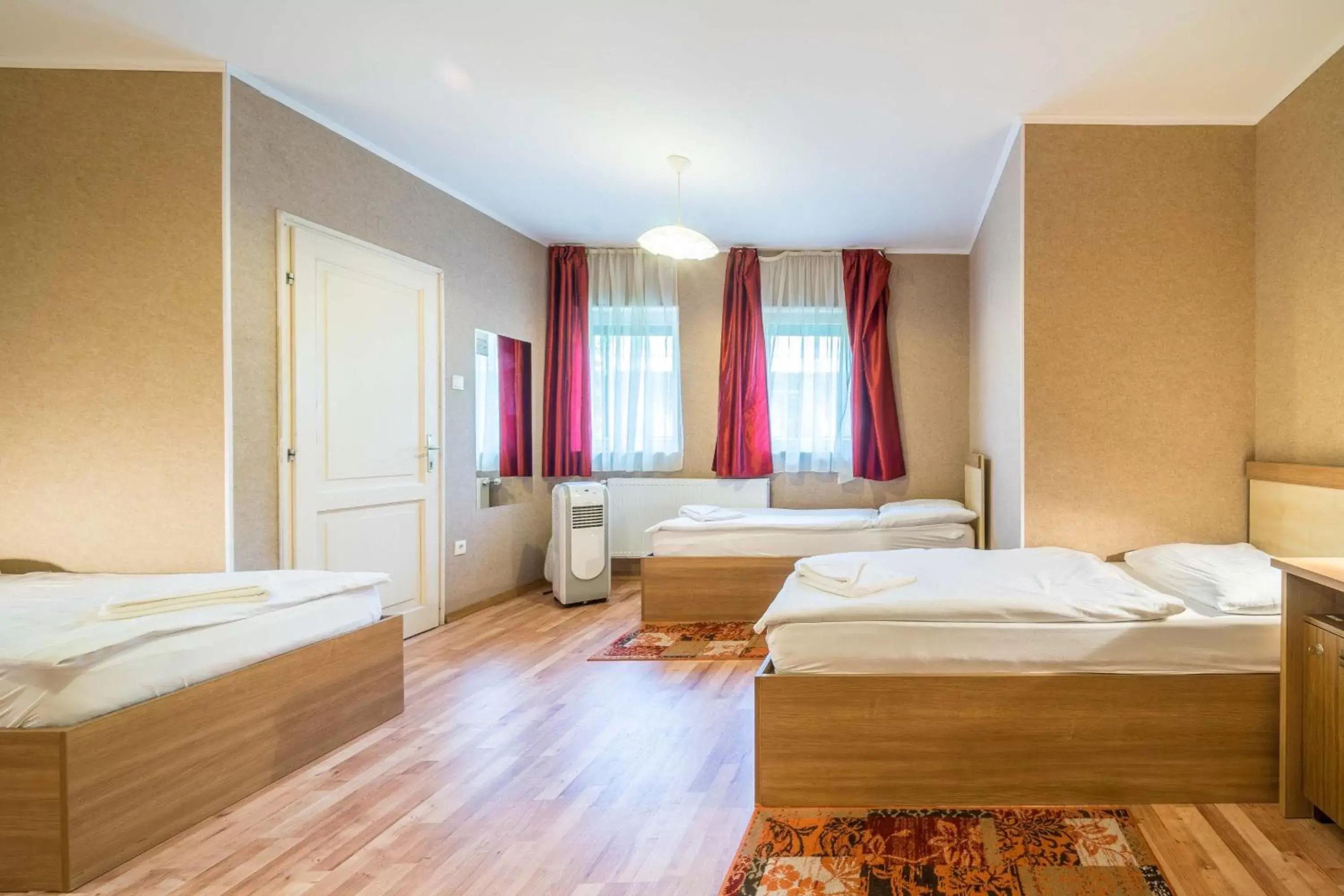 Photo of the whole room, Bed in Silver Hotel Budapest City Center