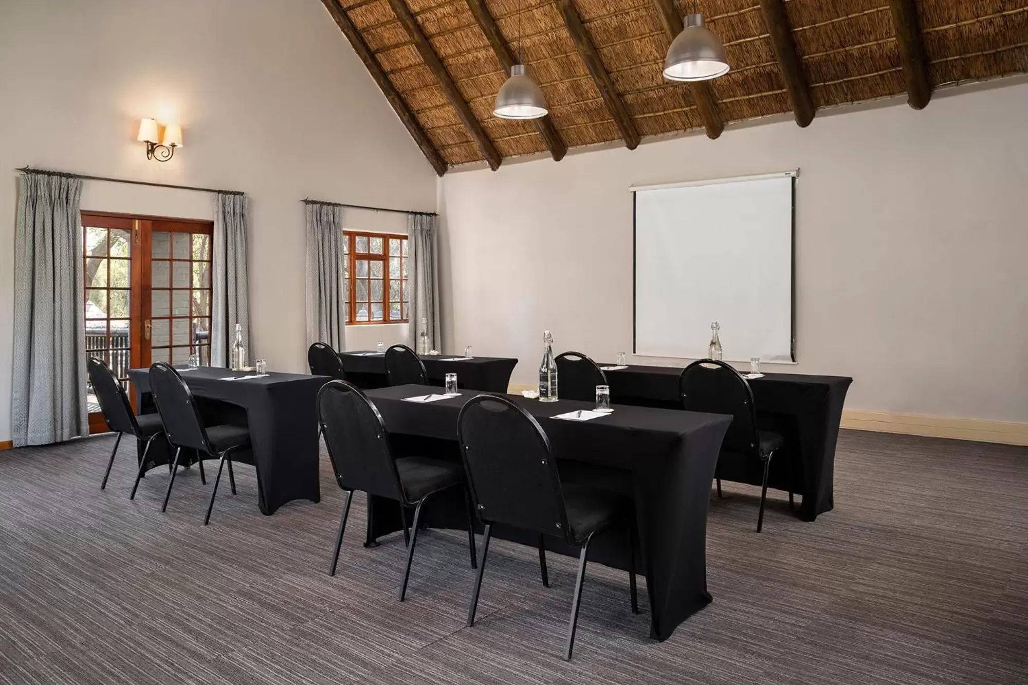 Meeting/conference room in Premier Hotel Roodevalley