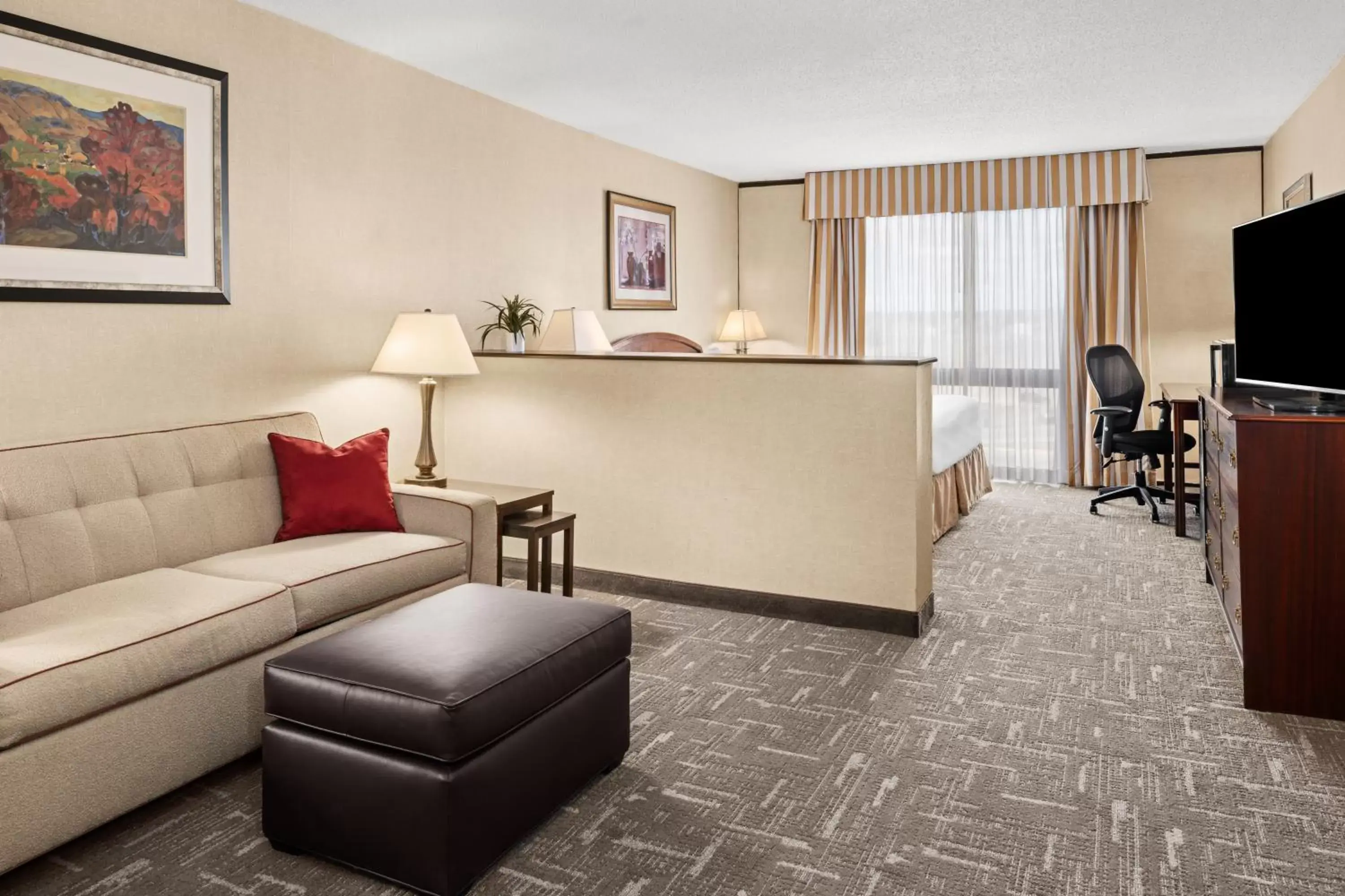 Bedroom, Seating Area in Montana Trailhead Inn