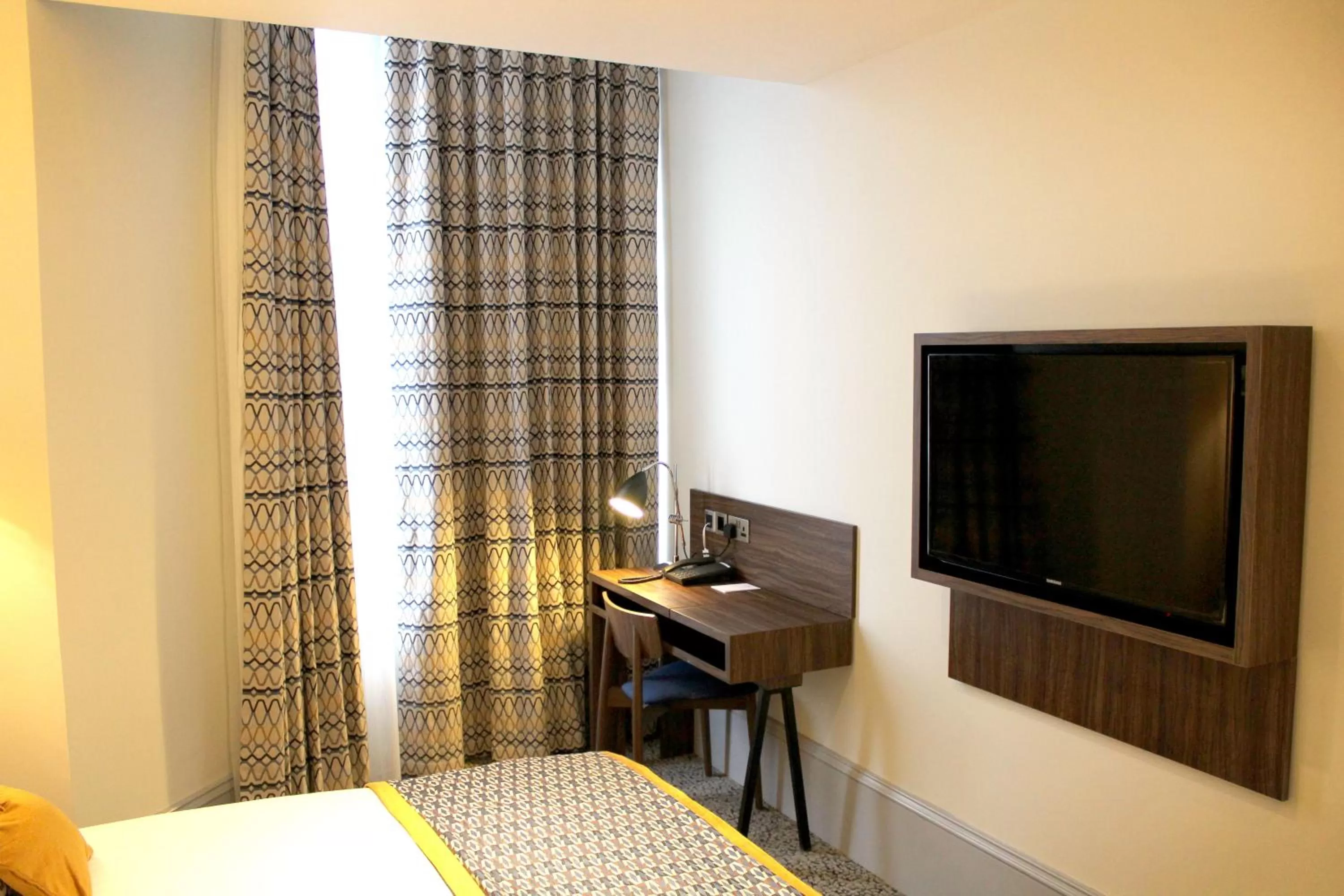 Bedroom, Bed in 91 Aparthotel Jesmond Road