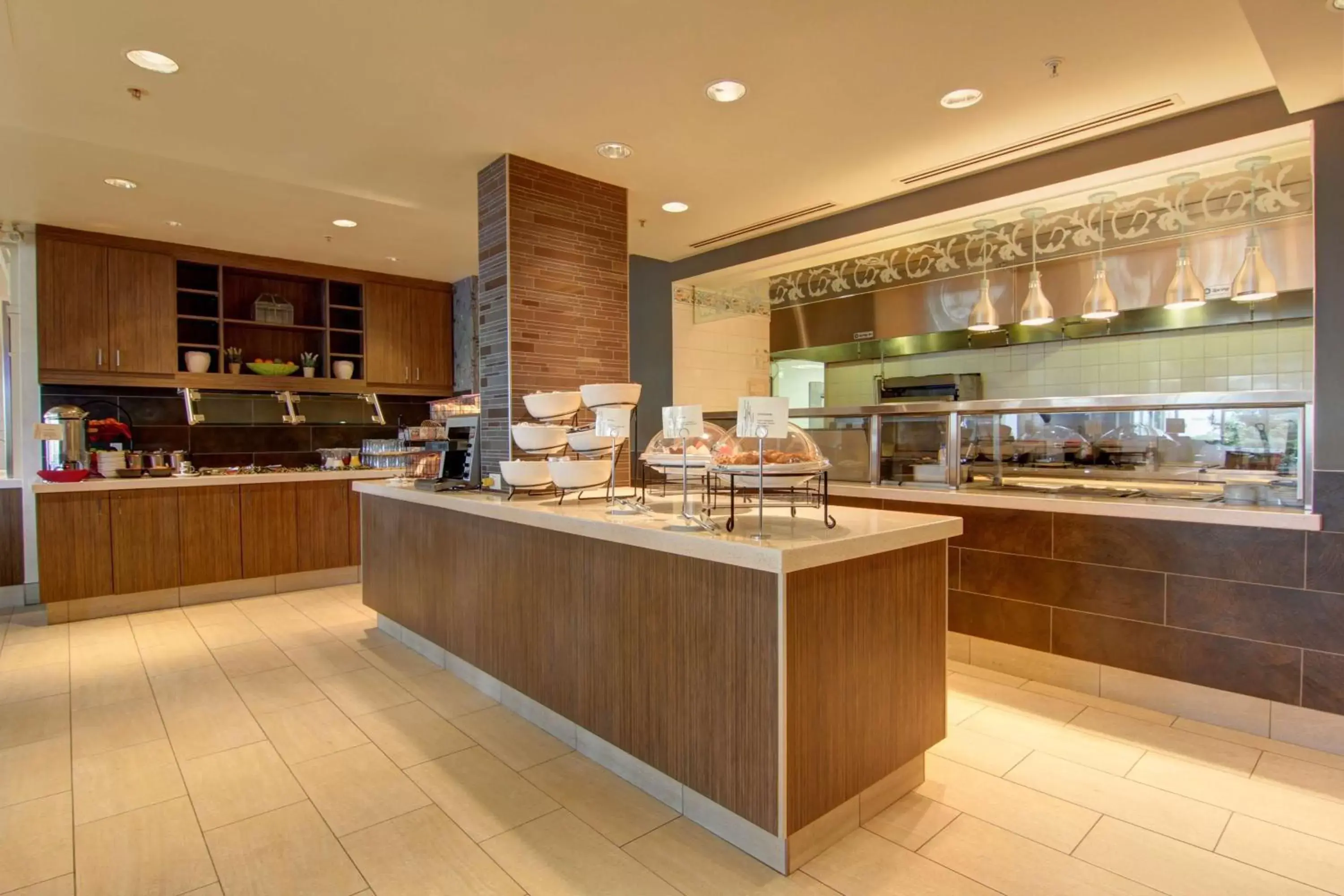 Breakfast, Restaurant/Places to Eat in Hilton Garden Inn Calgary Airport