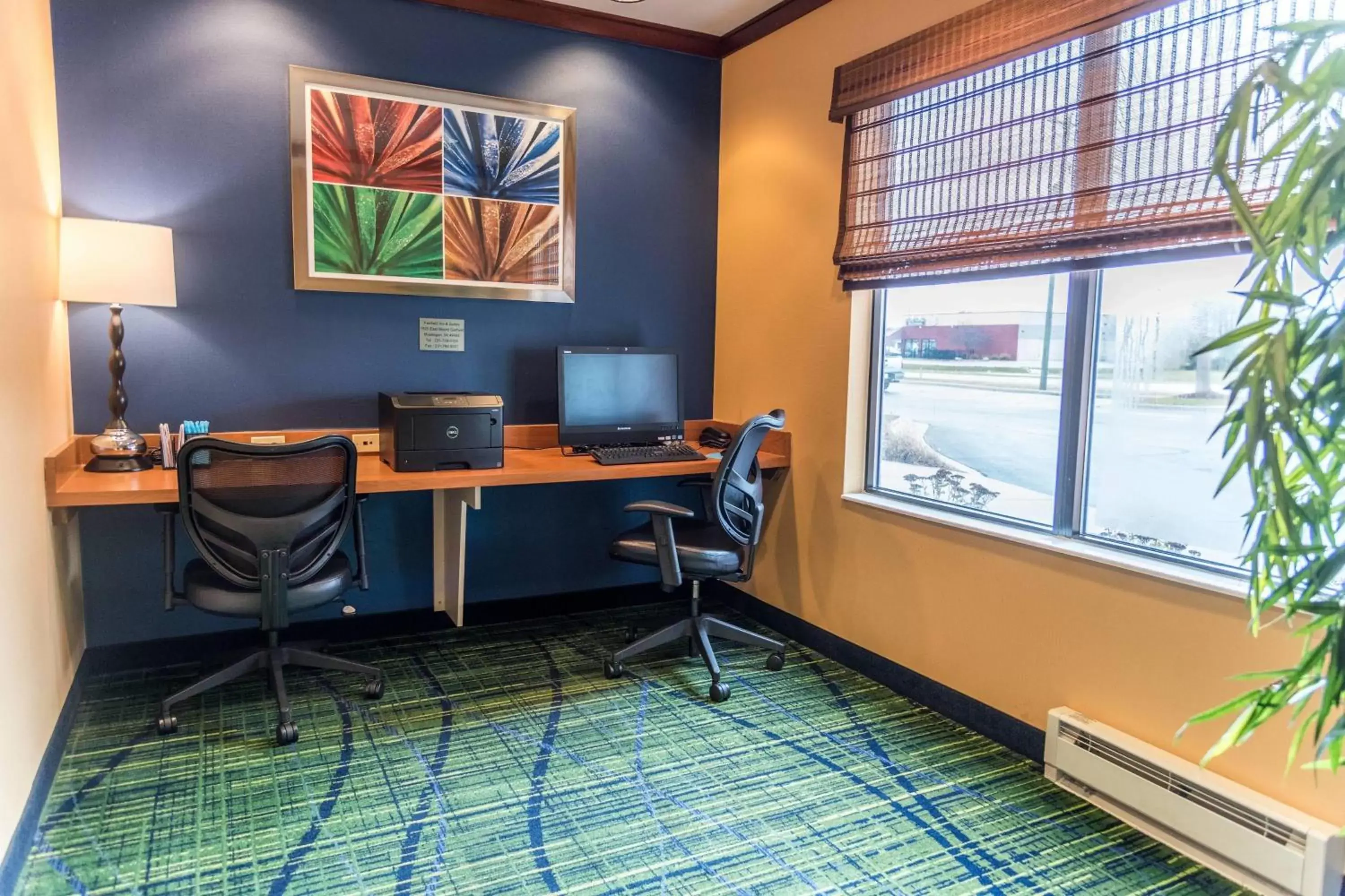 Business facilities, TV/Entertainment Center in Fairfield Inn & Suites by Marriott Muskegon Norton Shores