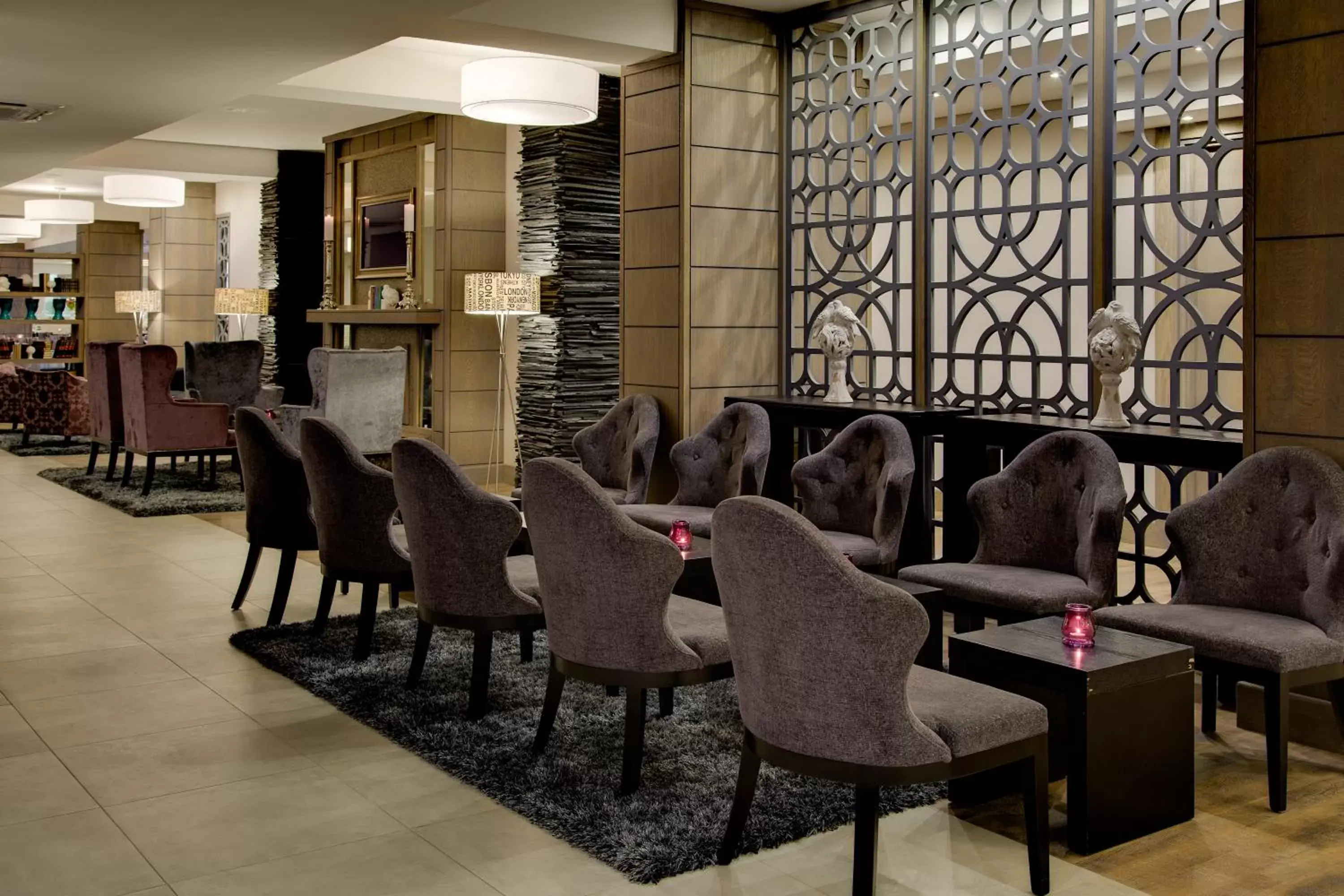 Lounge or bar, Lounge/Bar in ANEW Hotel Hatfield Pretoria