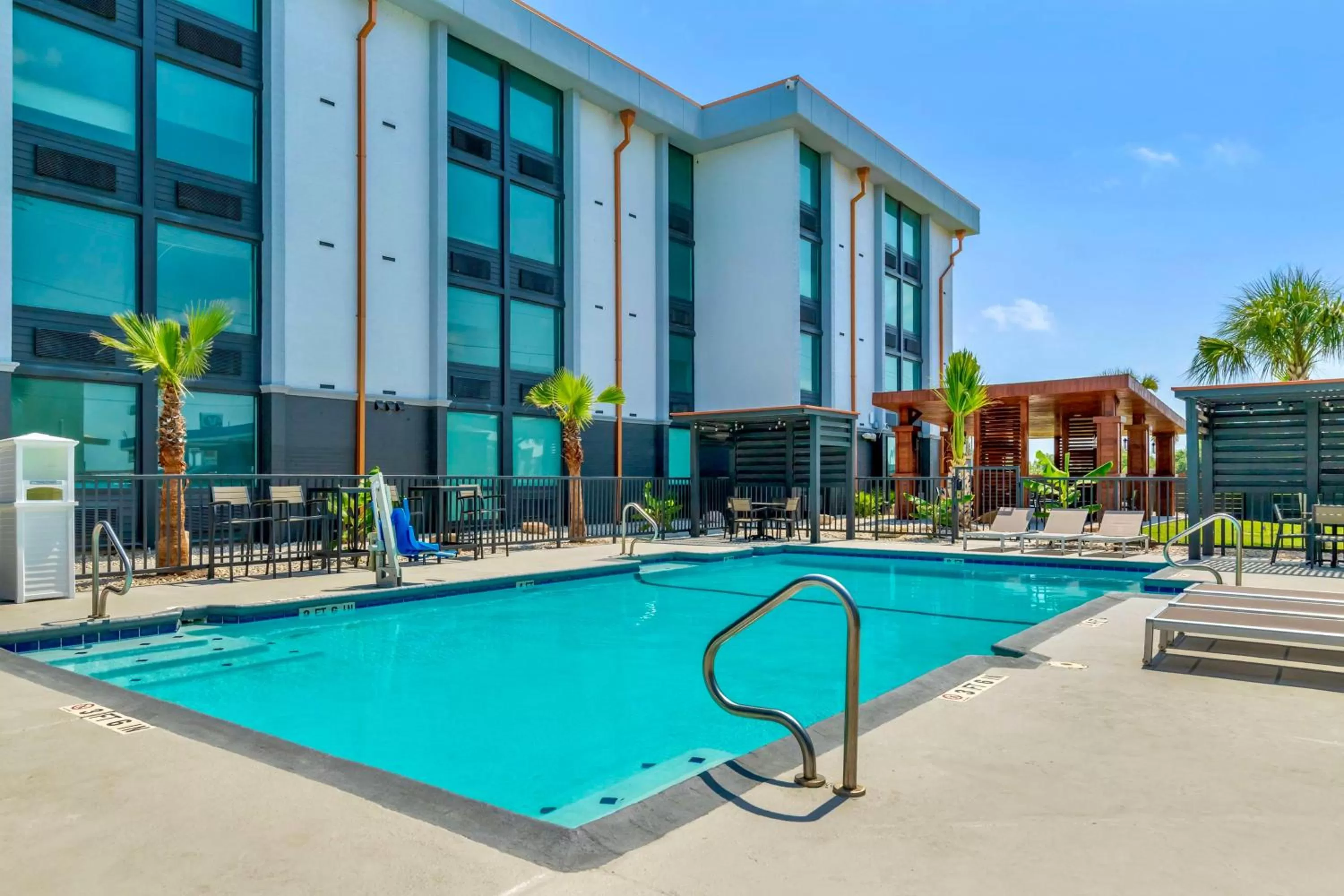 Pool view in Best Western Corpus Christi Airport Hotel