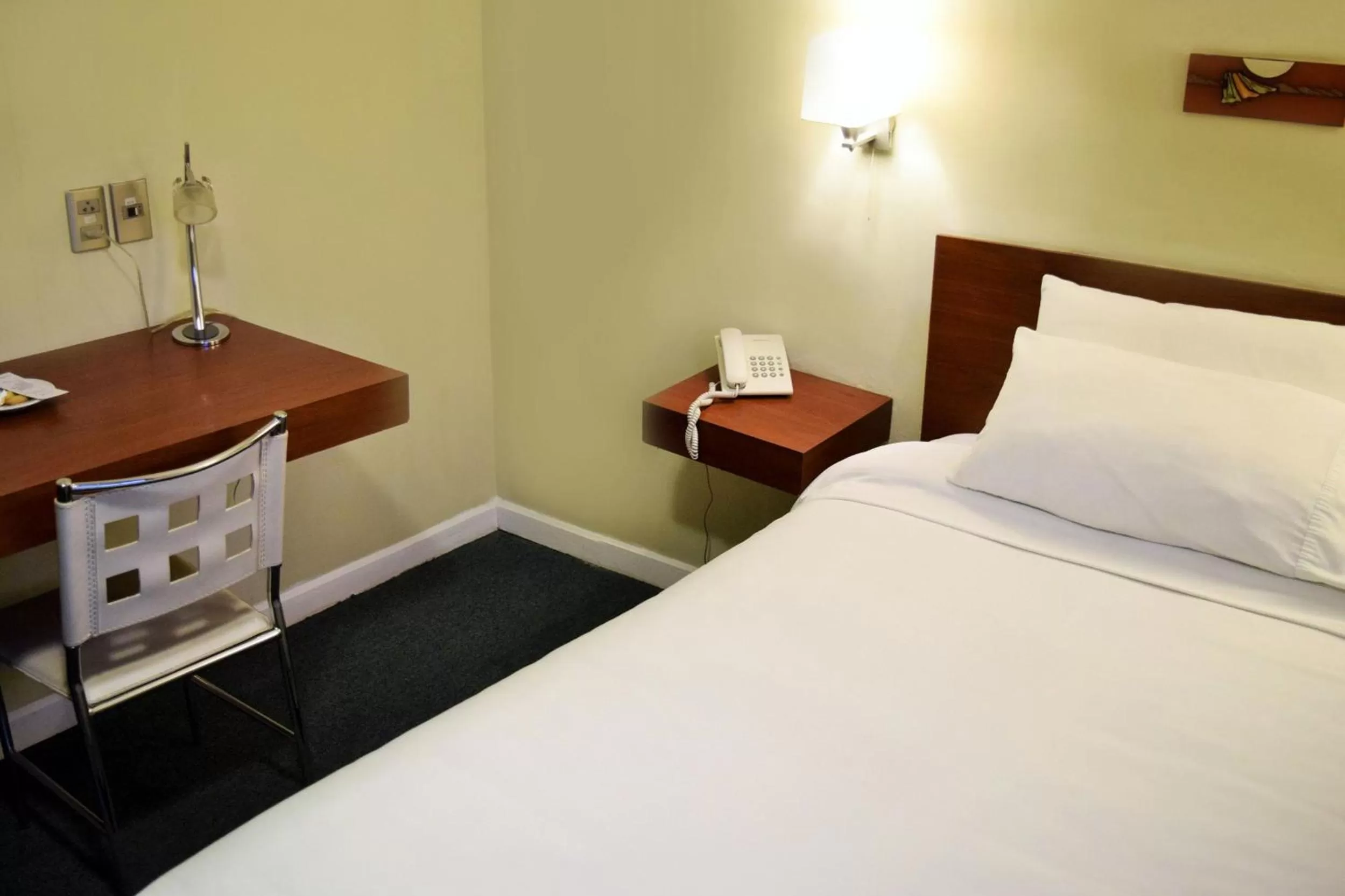 Photo of the whole room, Bed in Casa Fusion Hotel Boutique