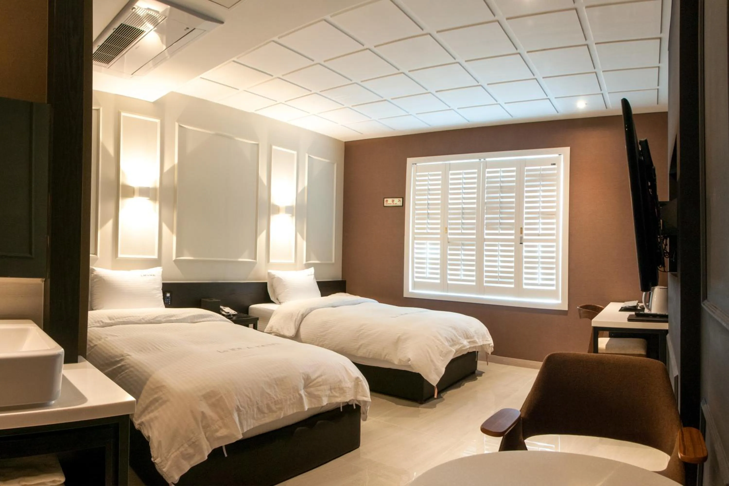 Decorative detail, Bed in Le Idea Hotel Busan Station