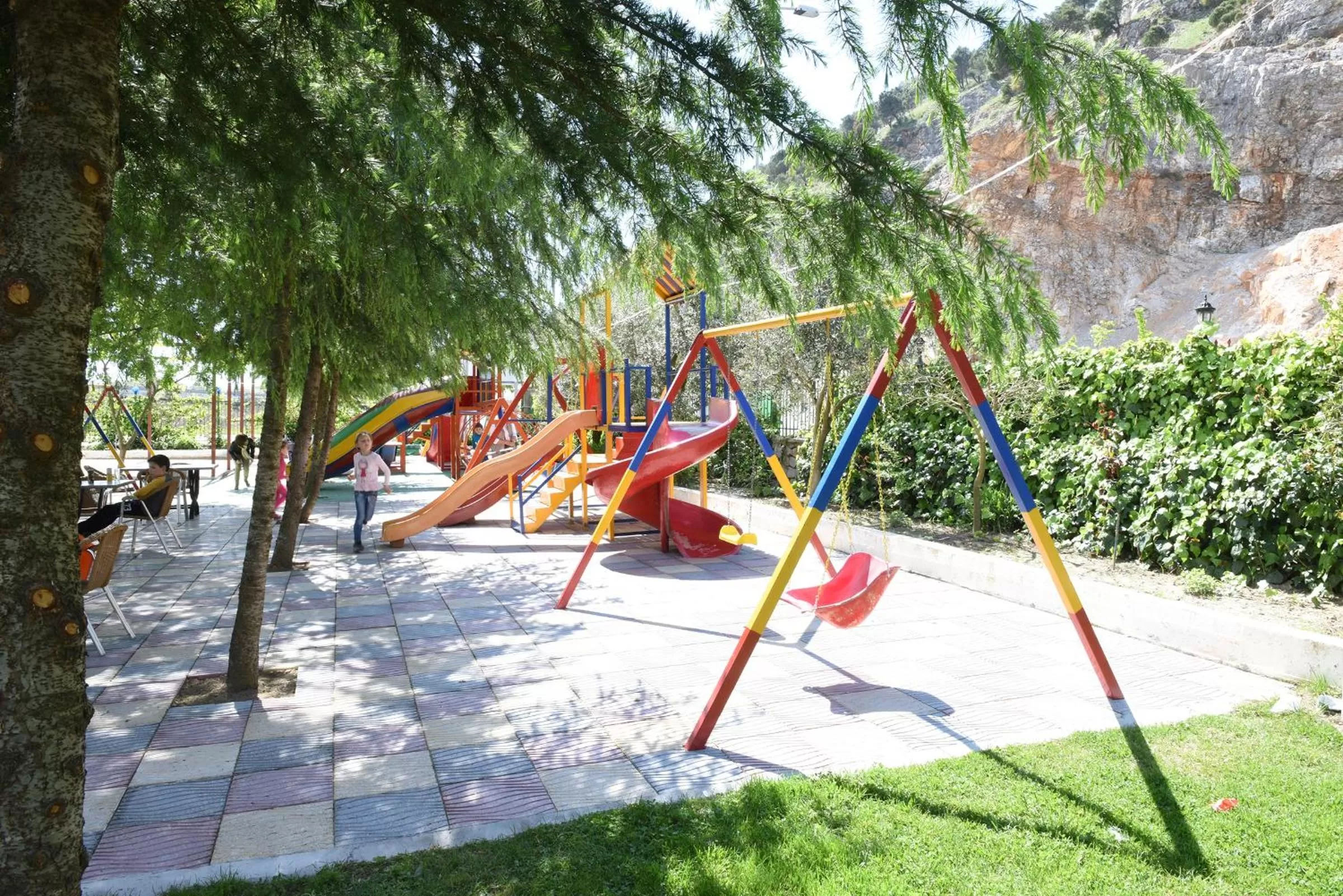 Property building in Buna Park Hotel