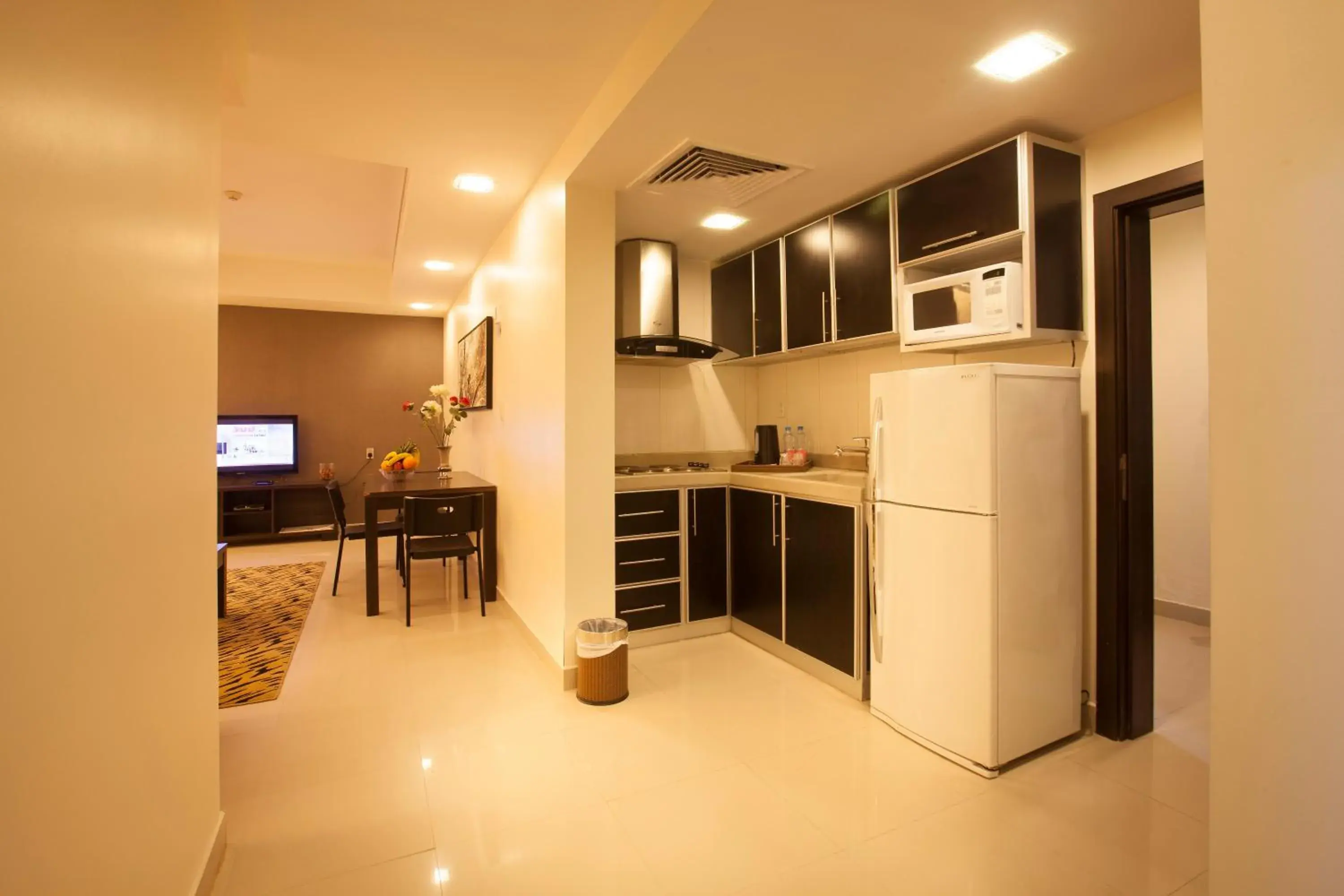 Food, Kitchen/Kitchenette in Watheer Hotel Suite