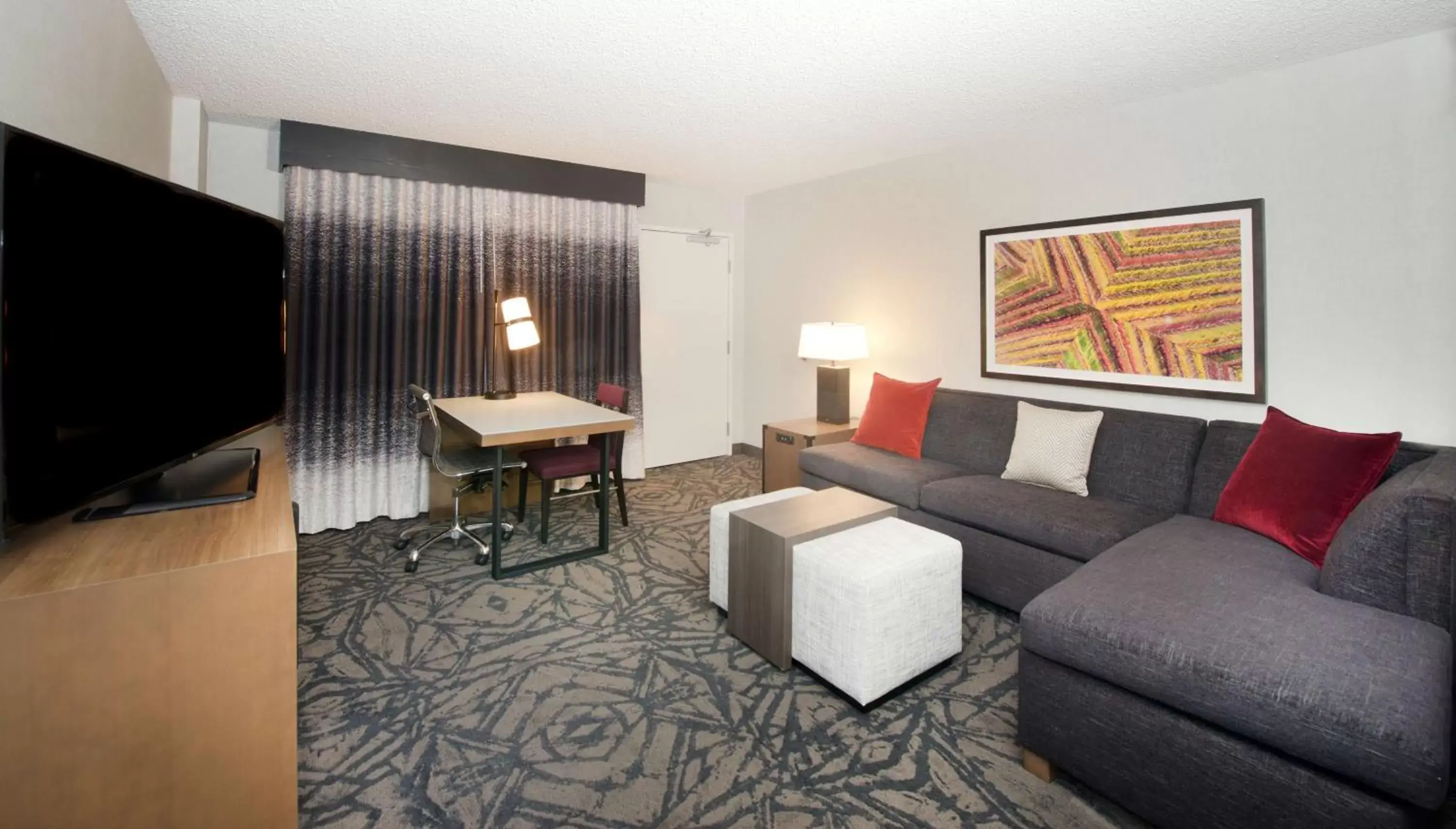 Living room in Embassy Suites by Hilton Walnut Creek Living room in Embassy Suites by Hilton Walnut Creek