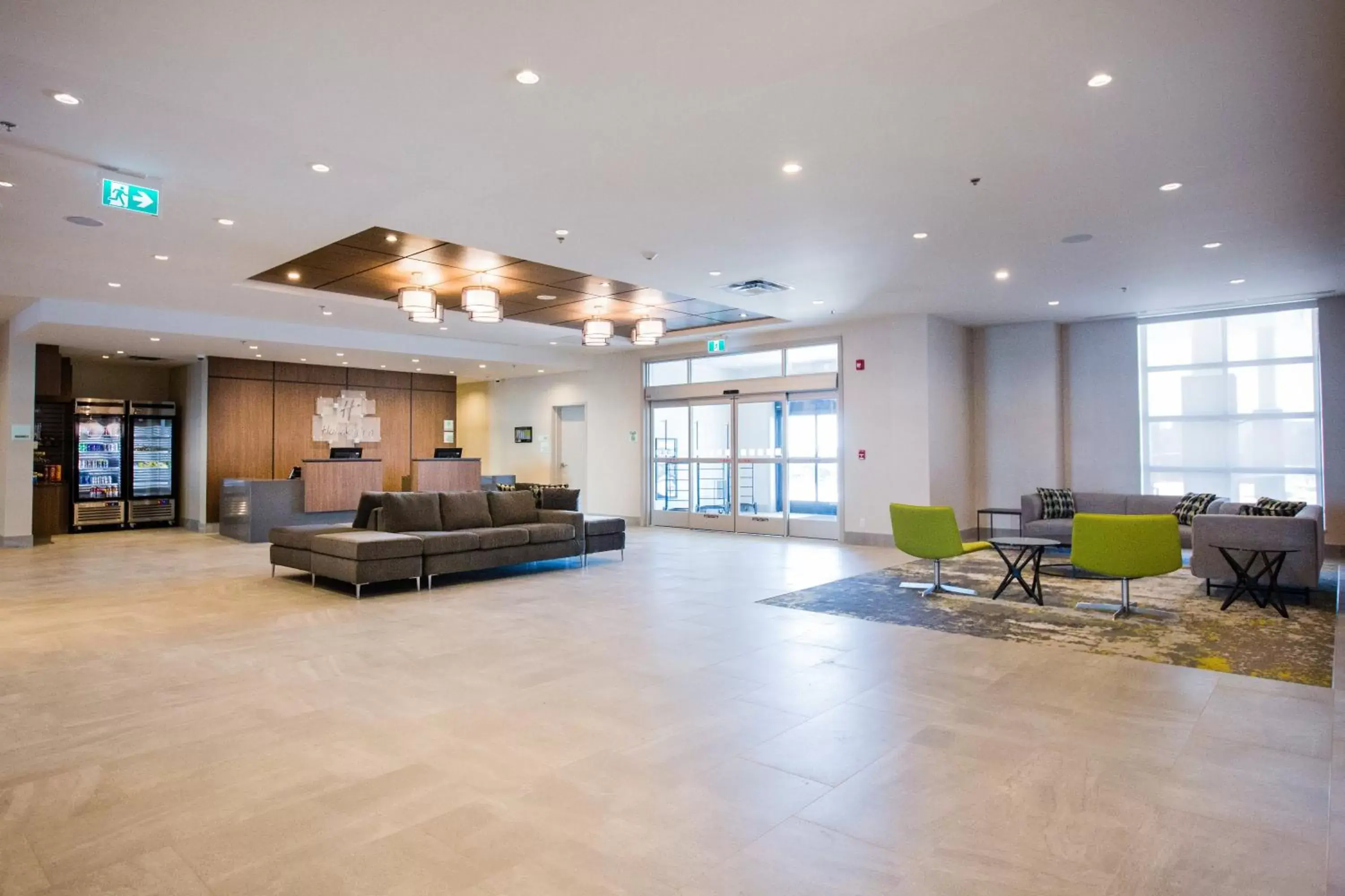 Property building, Lobby/Reception in Holiday Inn Hotel & Suites Calgary South - Conference Ctr, an IHG Hotel