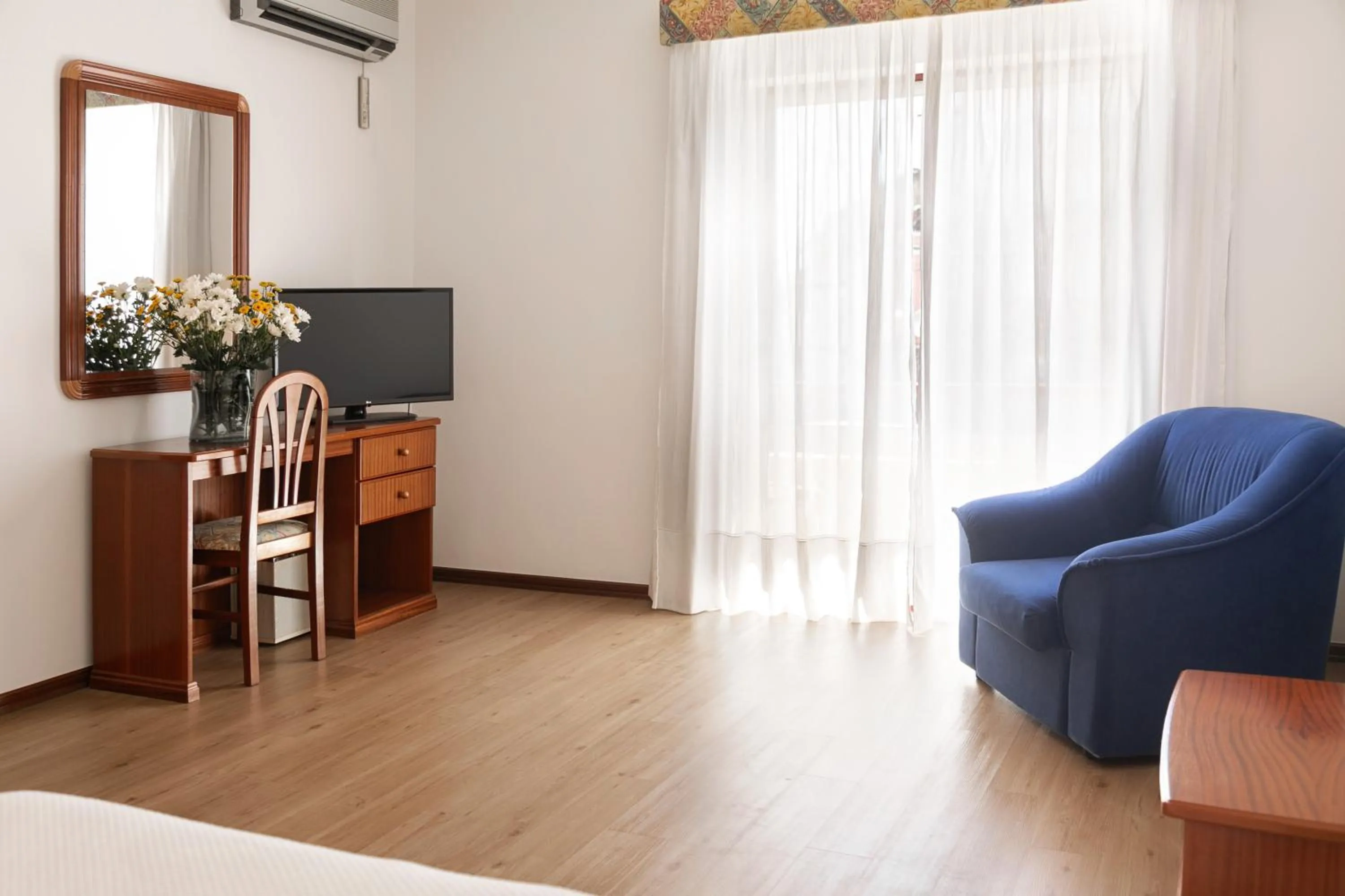 Seating area in Hotel Comendador