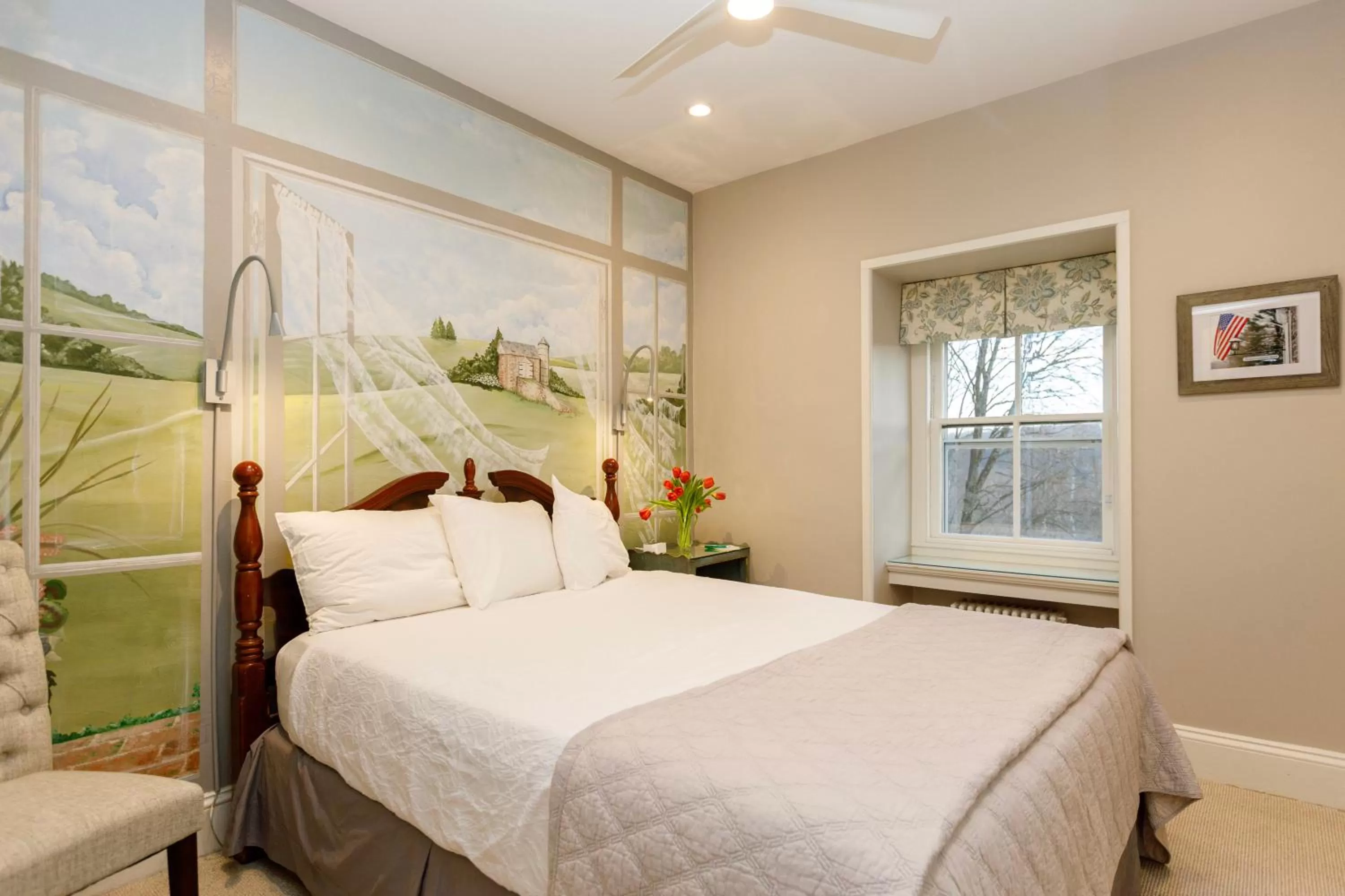 Bed in Woolverton Inn