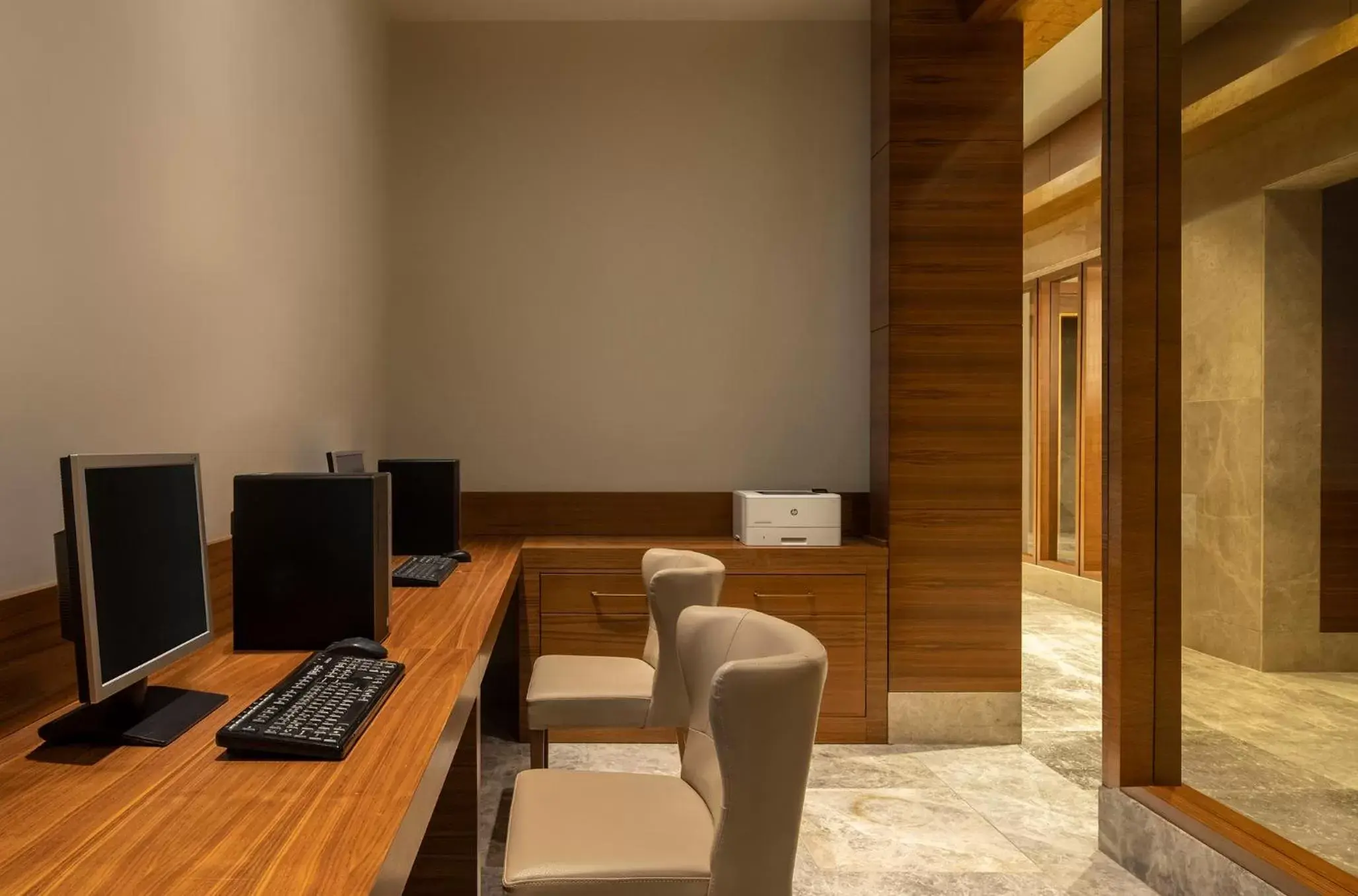 Business facilities in Mövenpick Hotel & Thermal Spa Bursa