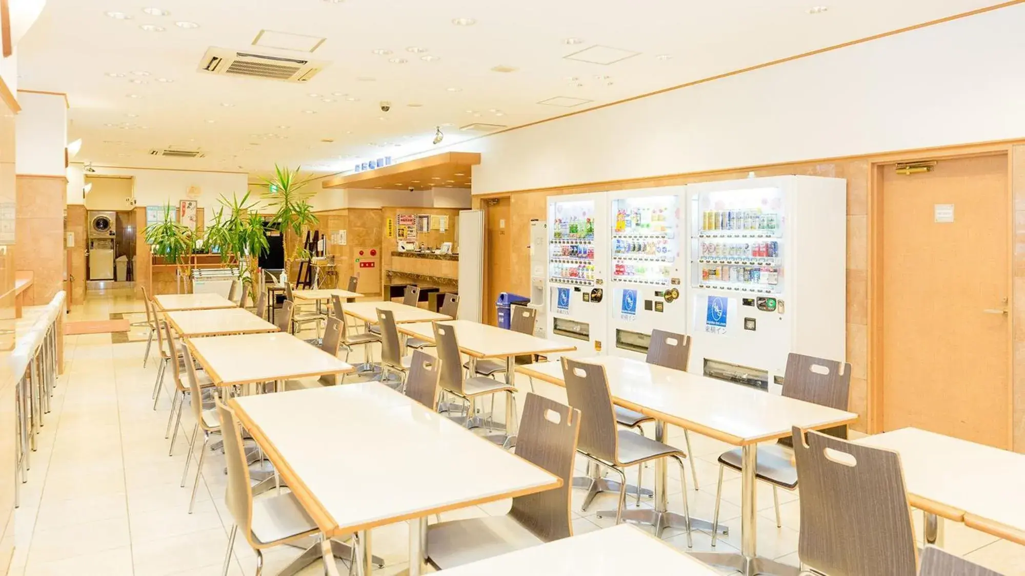 Lobby or reception, Restaurant/Places to Eat in Toyoko Inn Miyazaki Ekimae