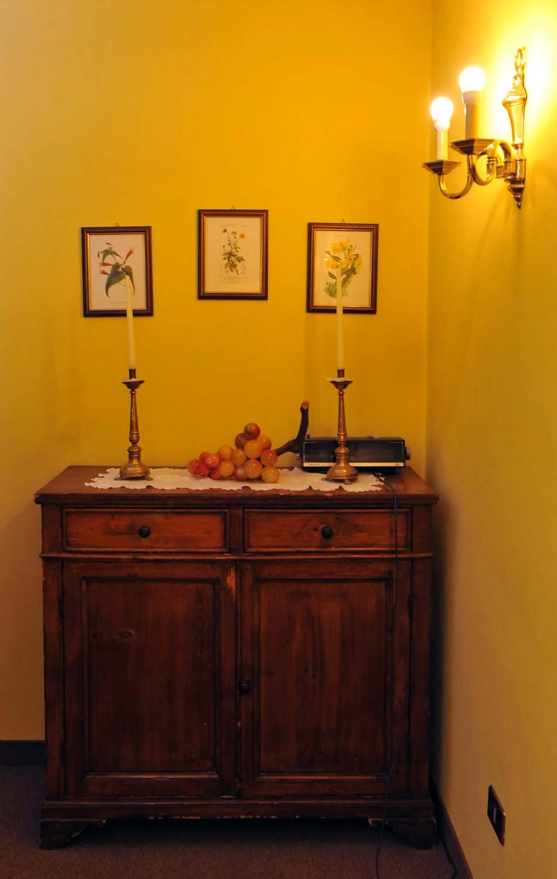 Decorative detail in Grande Albergo Quattro Stagioni