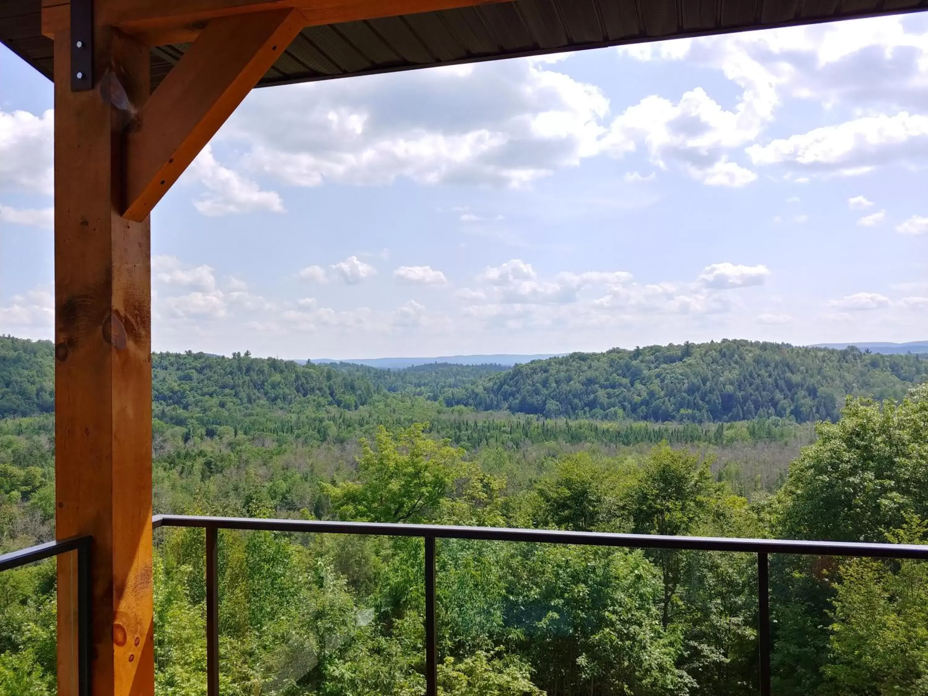 Mountain View in Le Bellevue Modern Lodge