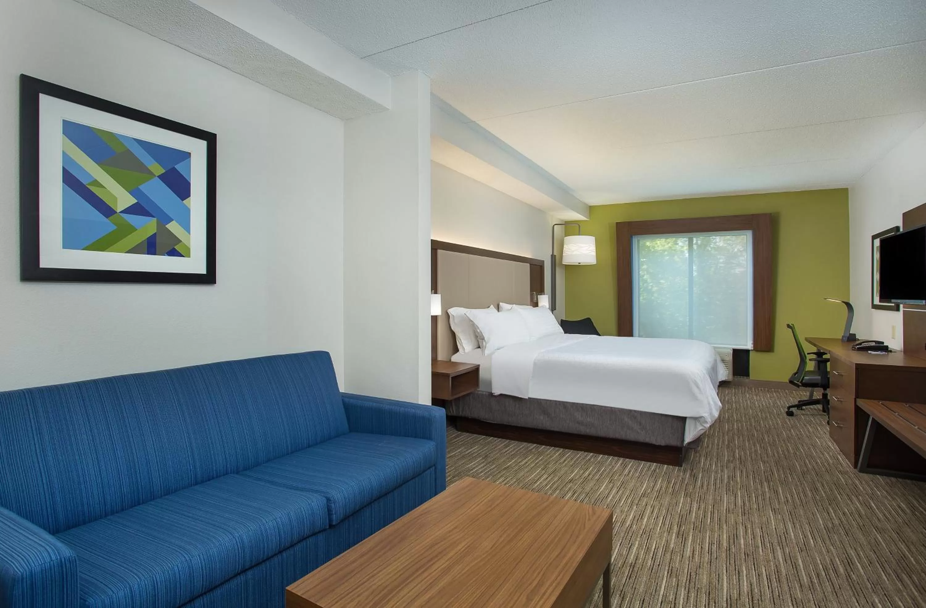 Photo of the whole room, Bed in Holiday Inn Express & Suites Lebanon-Nashville Area by IHG