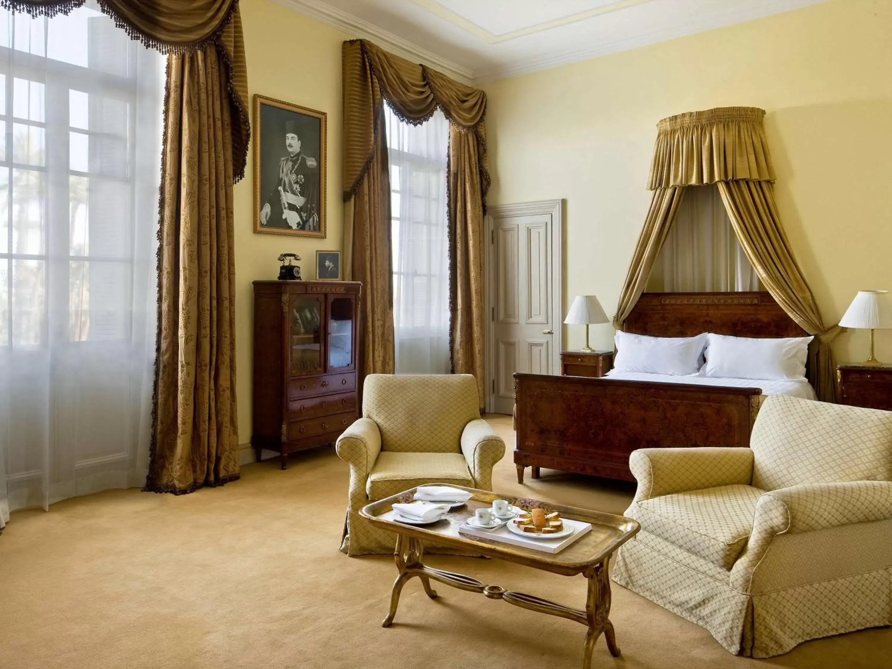 Photo of the whole room, Seating Area in Sofitel Winter Palace Luxor