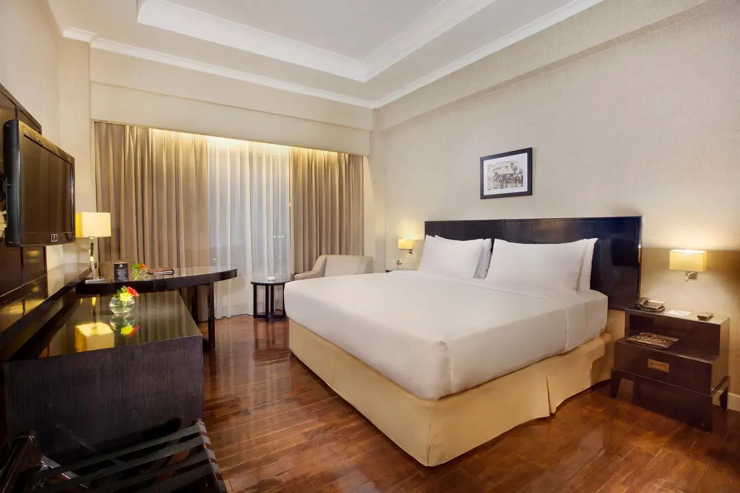 Large Double Room in Royal Kuningan Hotel