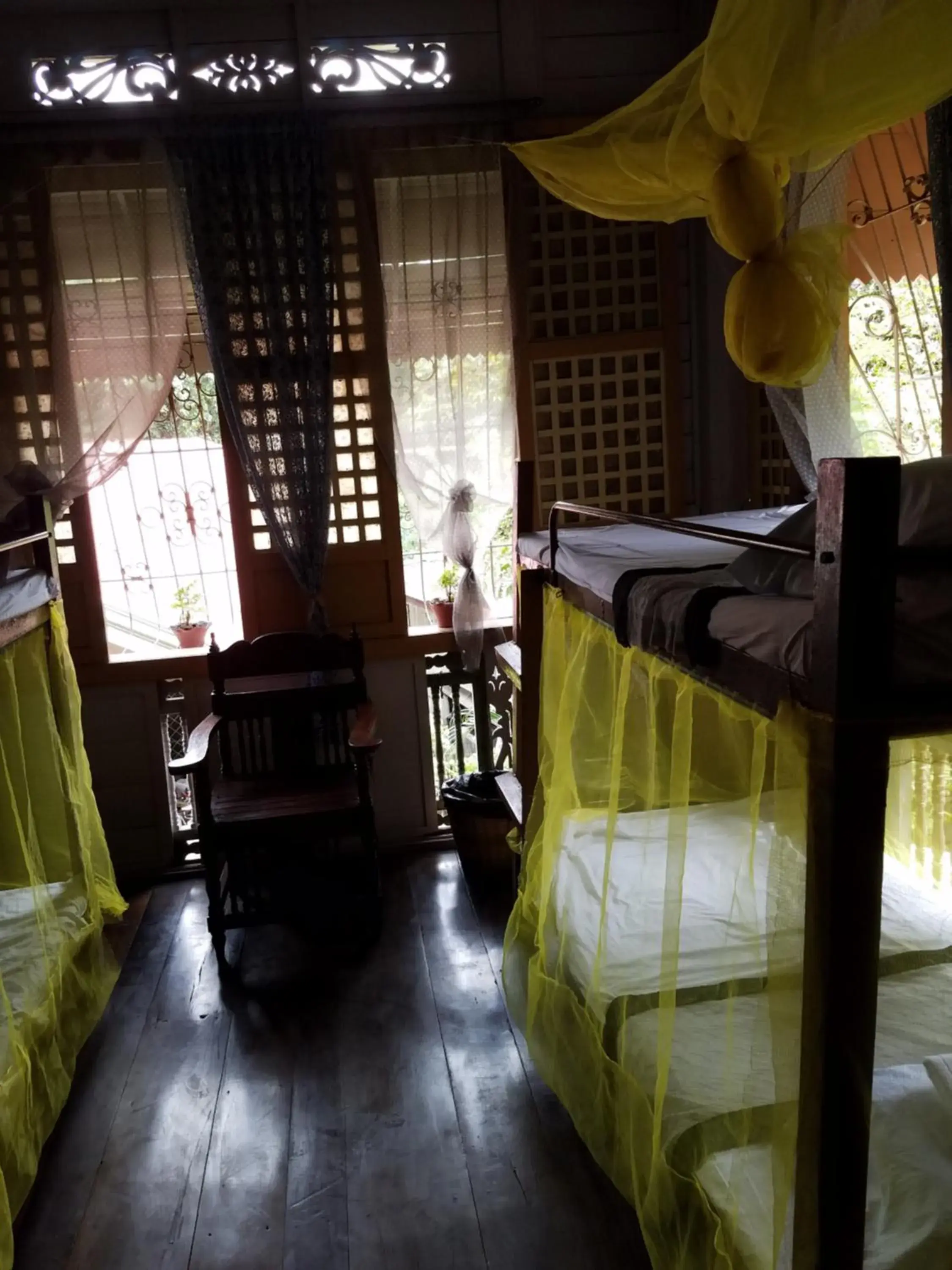 Bed in  4 Bed Mixed Dormitory Fan Room 1 in Oasis Balili Heritage Lodge