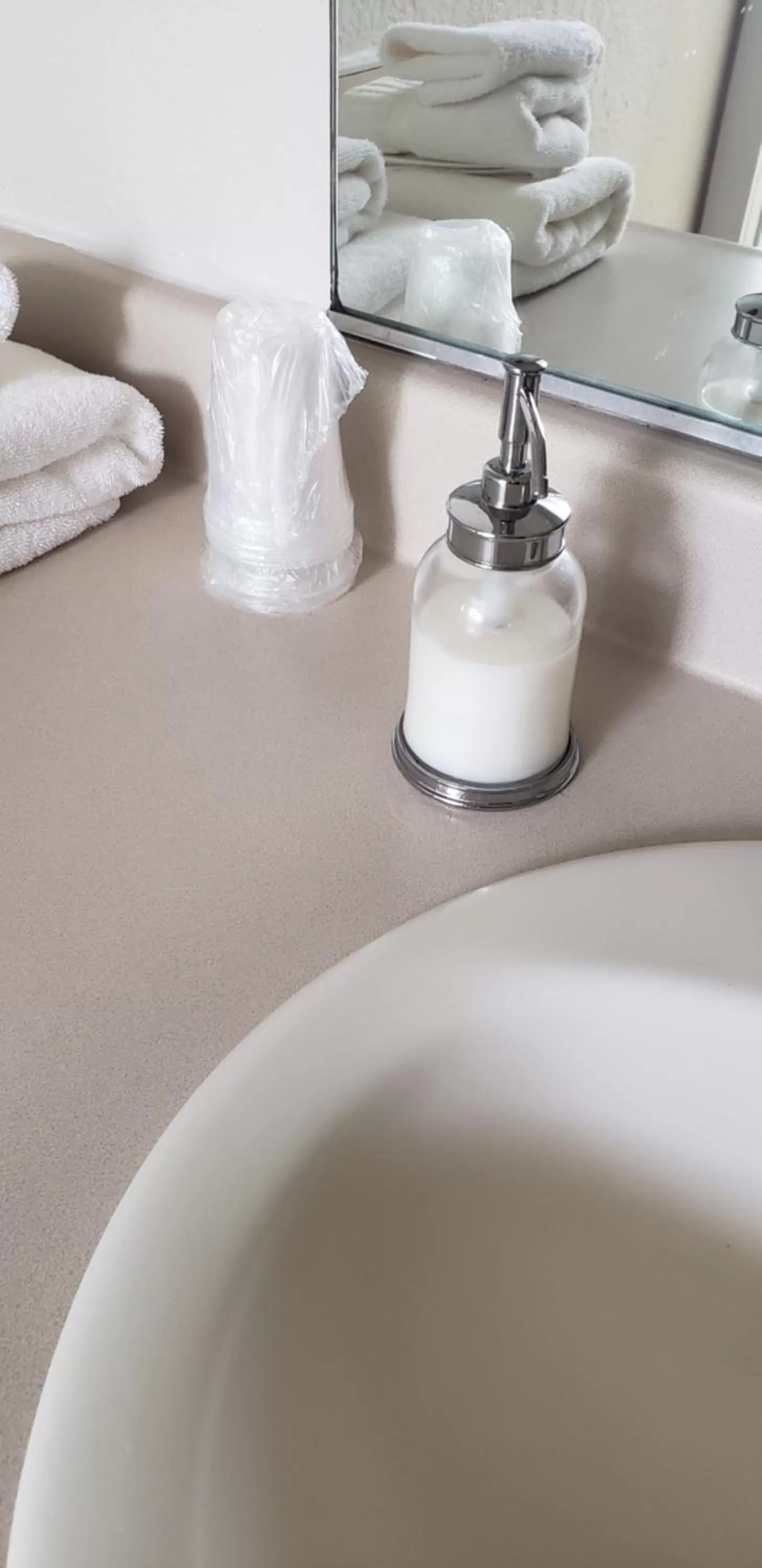 Bathroom in Rose's Motel