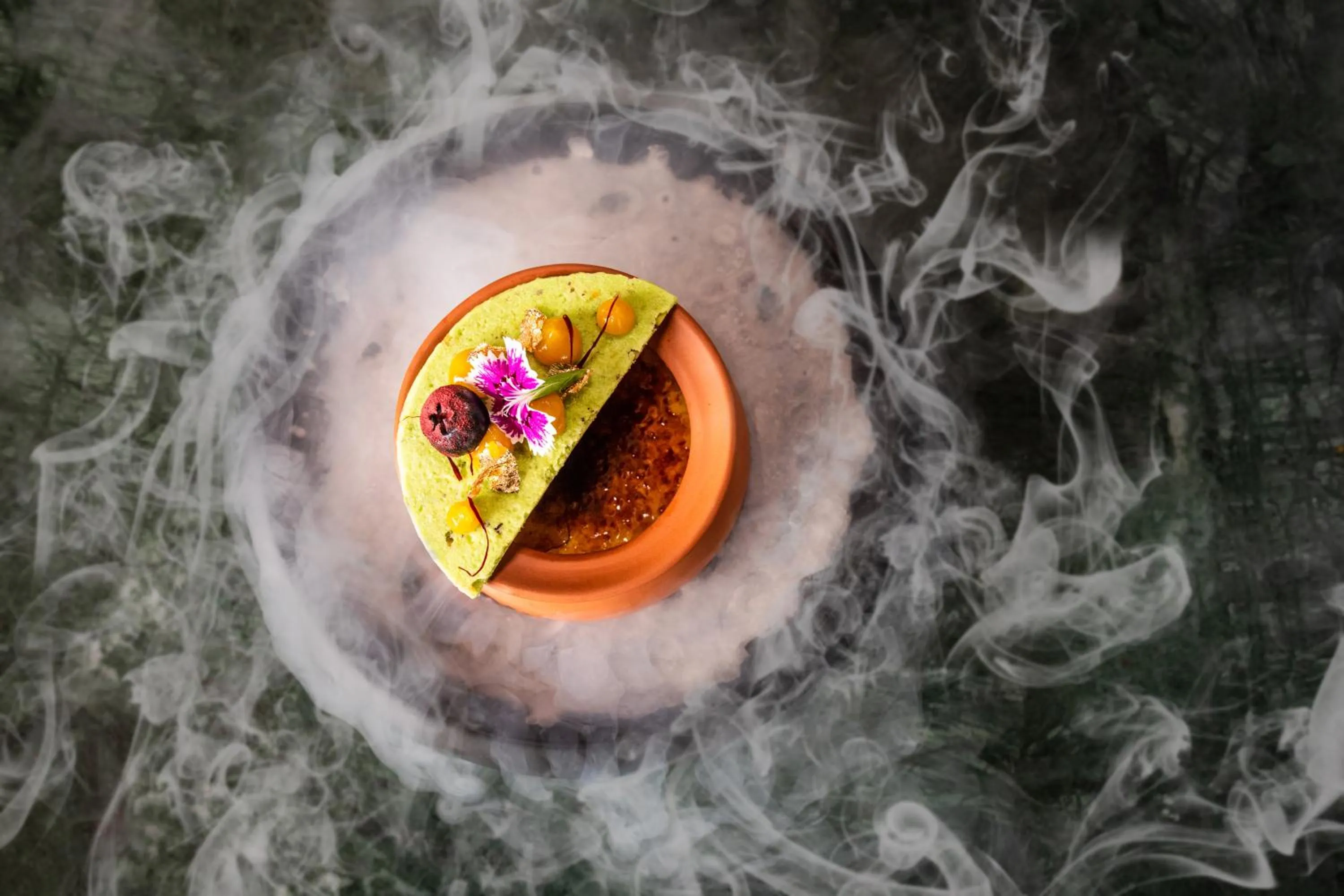 Restaurant/places to eat in Avista Hideaway Phuket Patong - MGallery