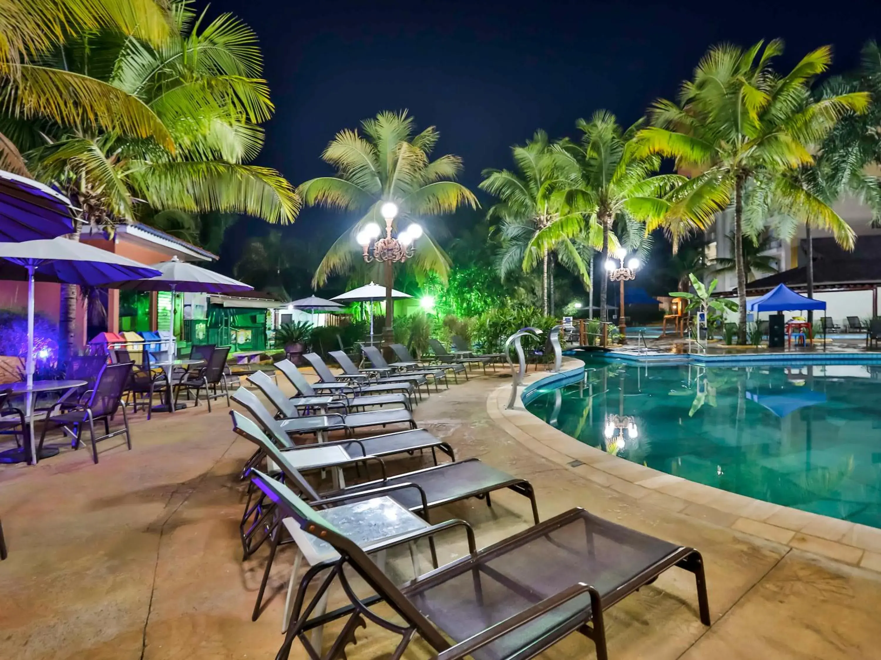 Swimming Pool in Thermas de Olimpia Resorts by Mercure