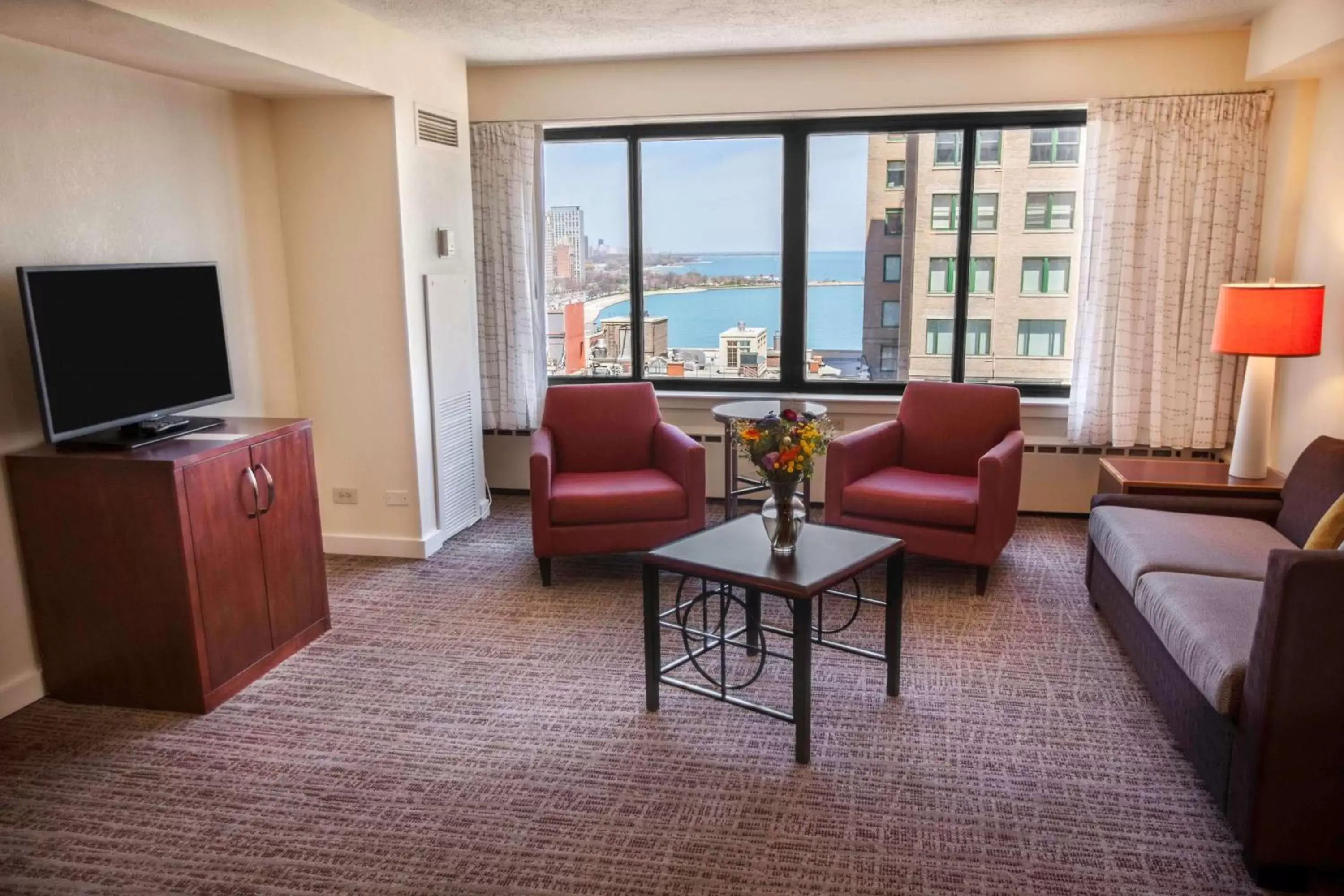 Living room, Seating Area in Sonesta ES Suites Chicago Downtown Magnificent Mile Medical