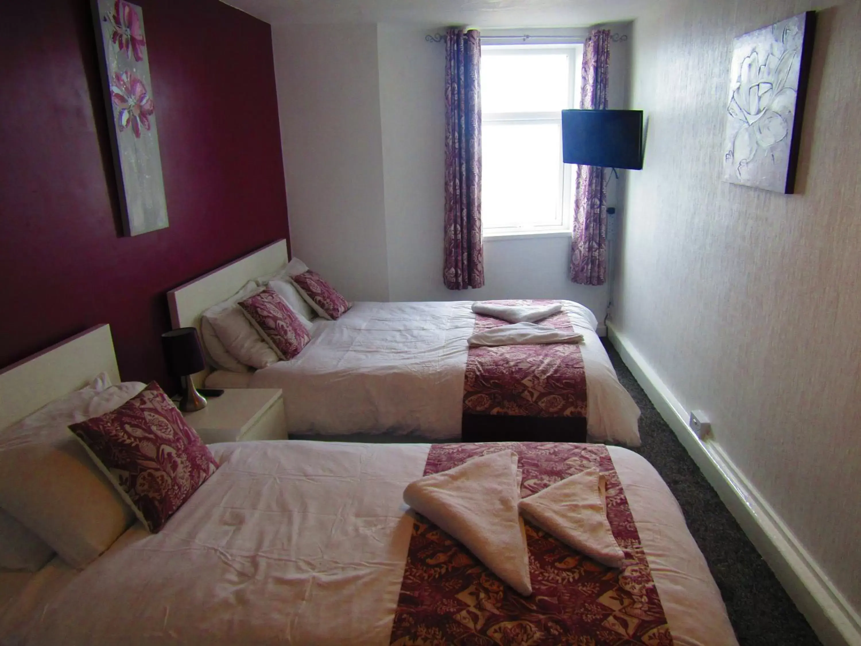 Bedroom, Bed in Alderley Hotel Blackpool