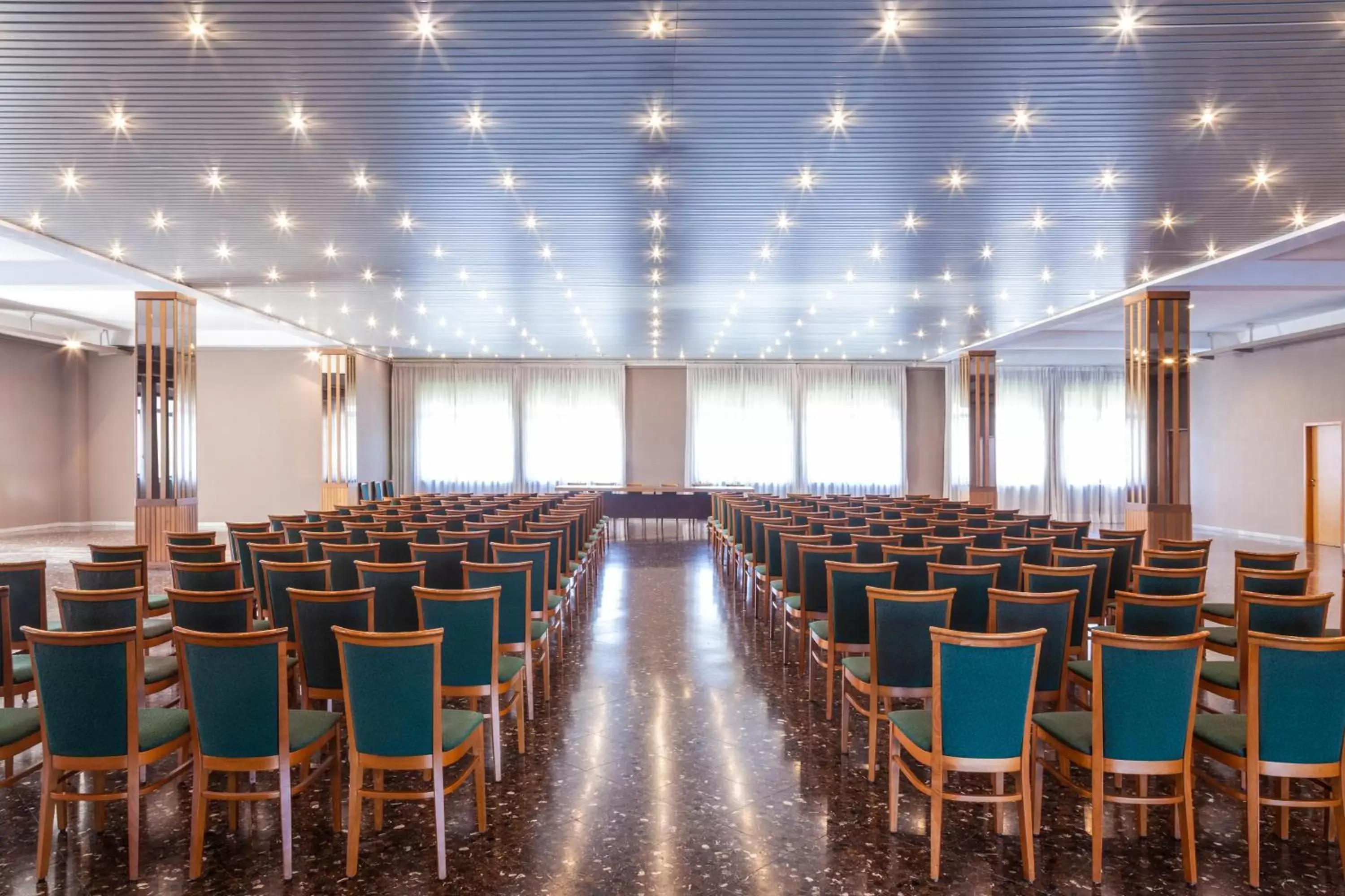 Meeting/conference room in ibis styles Trani