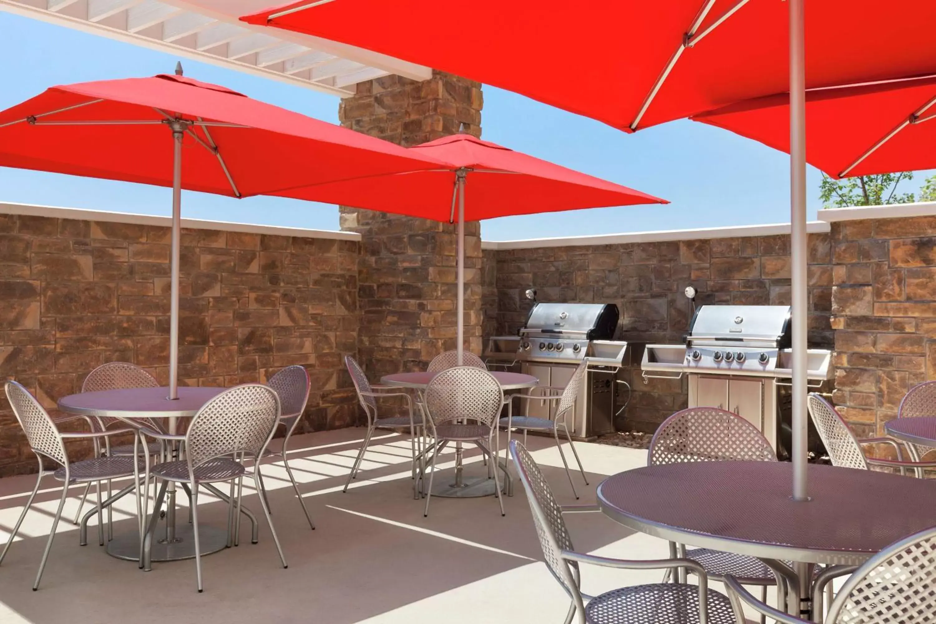 Patio, Restaurant/Places to Eat in Home2 Suites by Hilton San Angelo