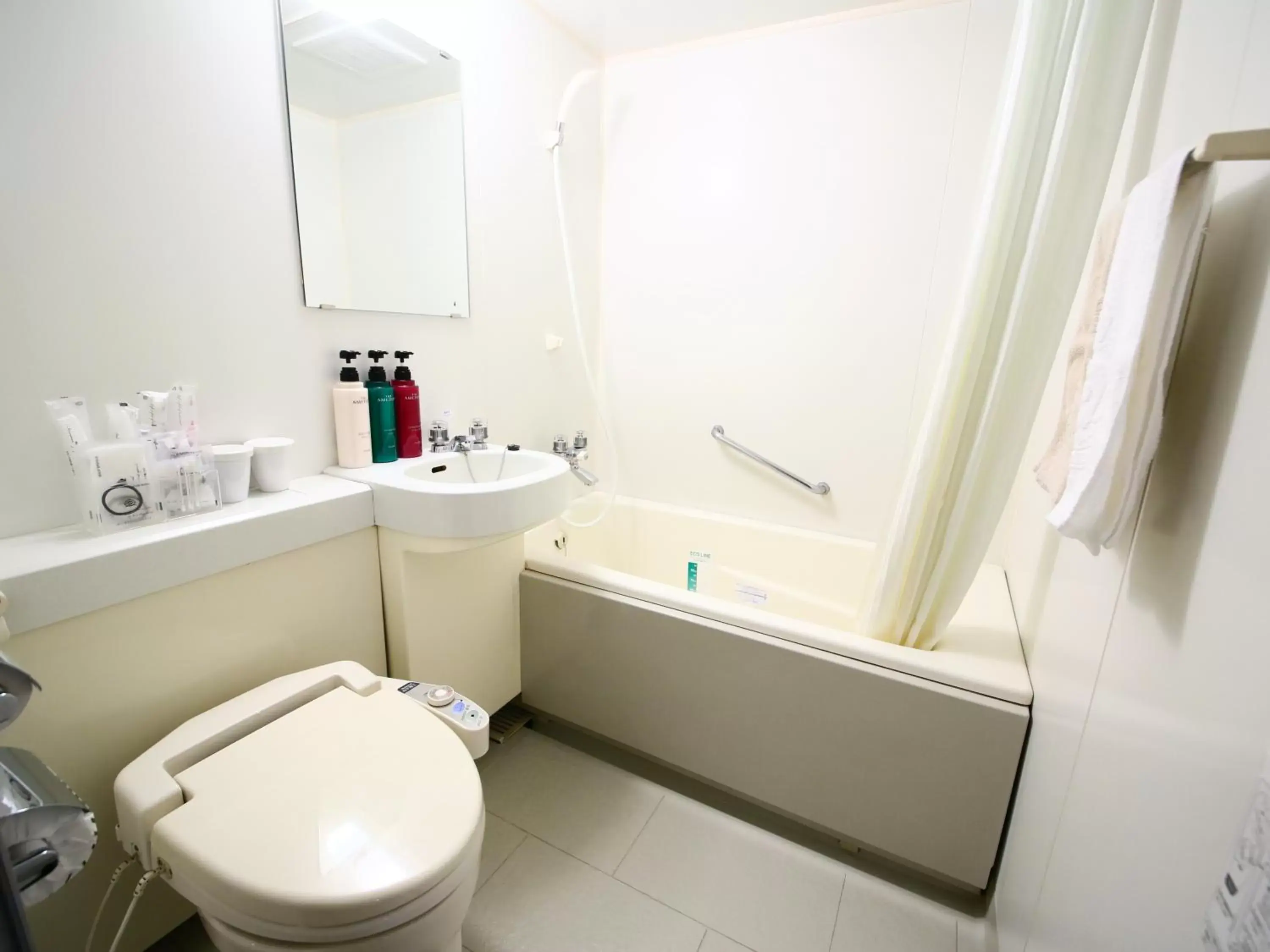Toilet, Bathroom in APA Hotel Takasaki Ekimae