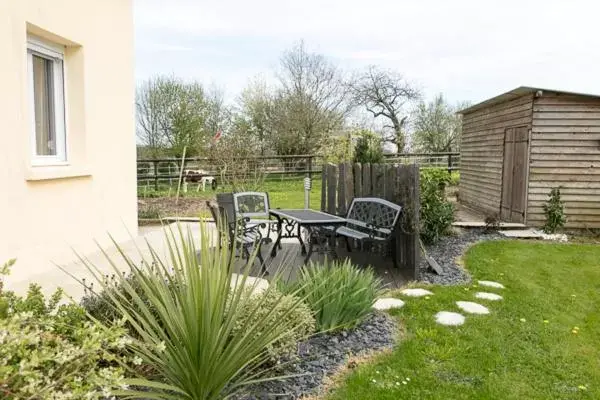 Garden in Chambres d'hôtes Mauvierges