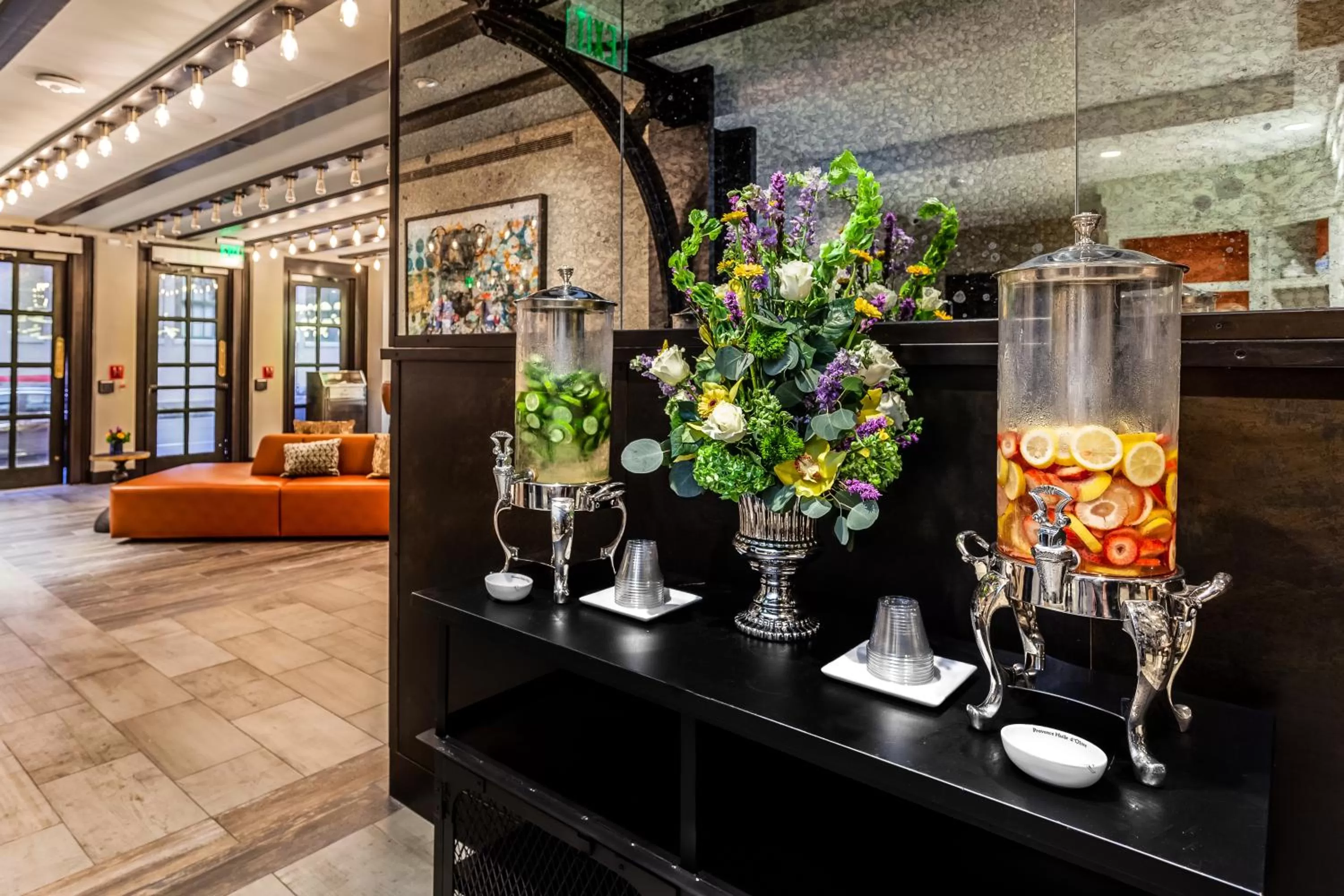 Food and drinks in The Mercantile Hotel