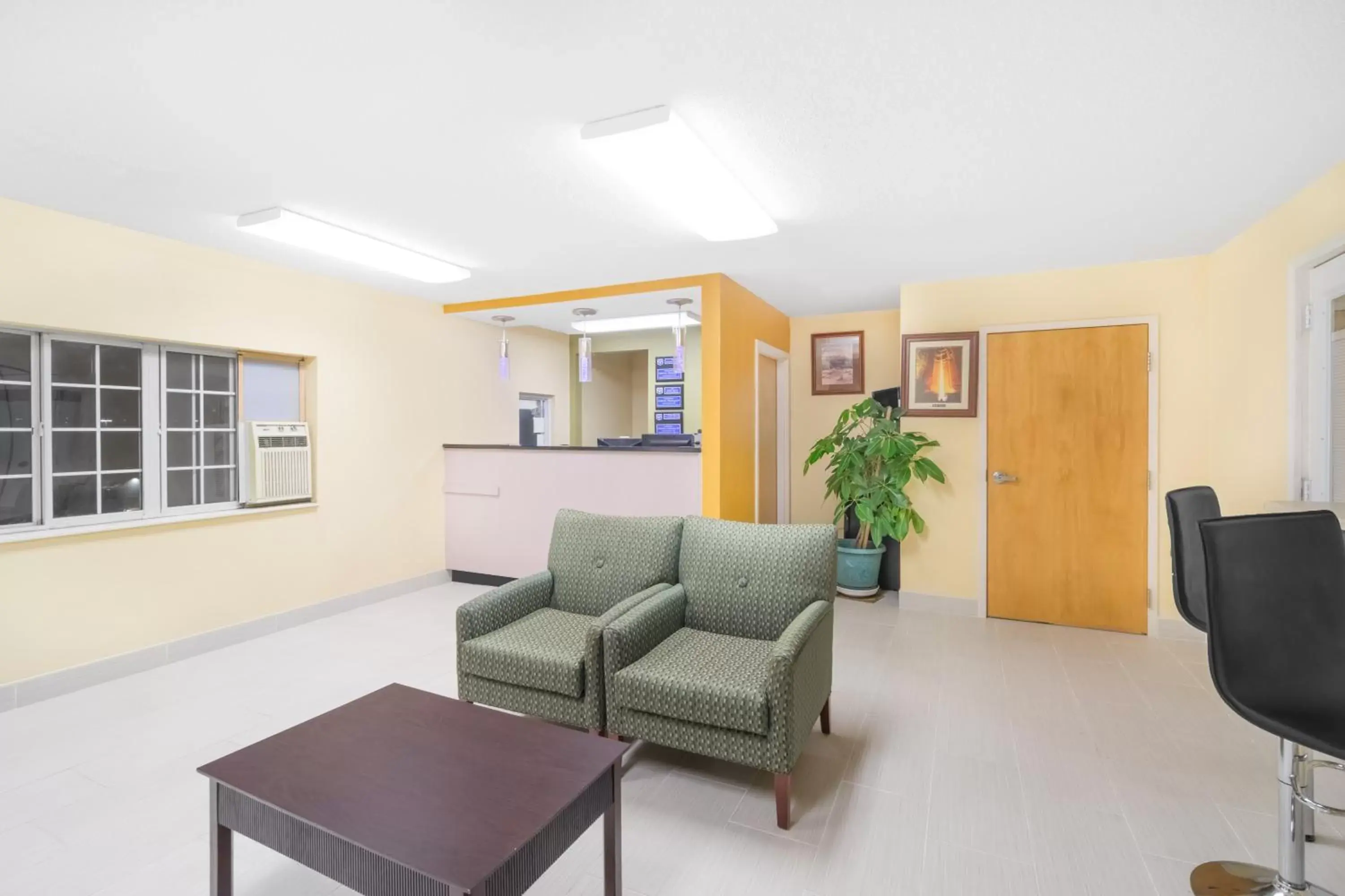 Lobby or reception in Knights Inn Chattanooga Lobby or reception in Knights Inn Chattanooga