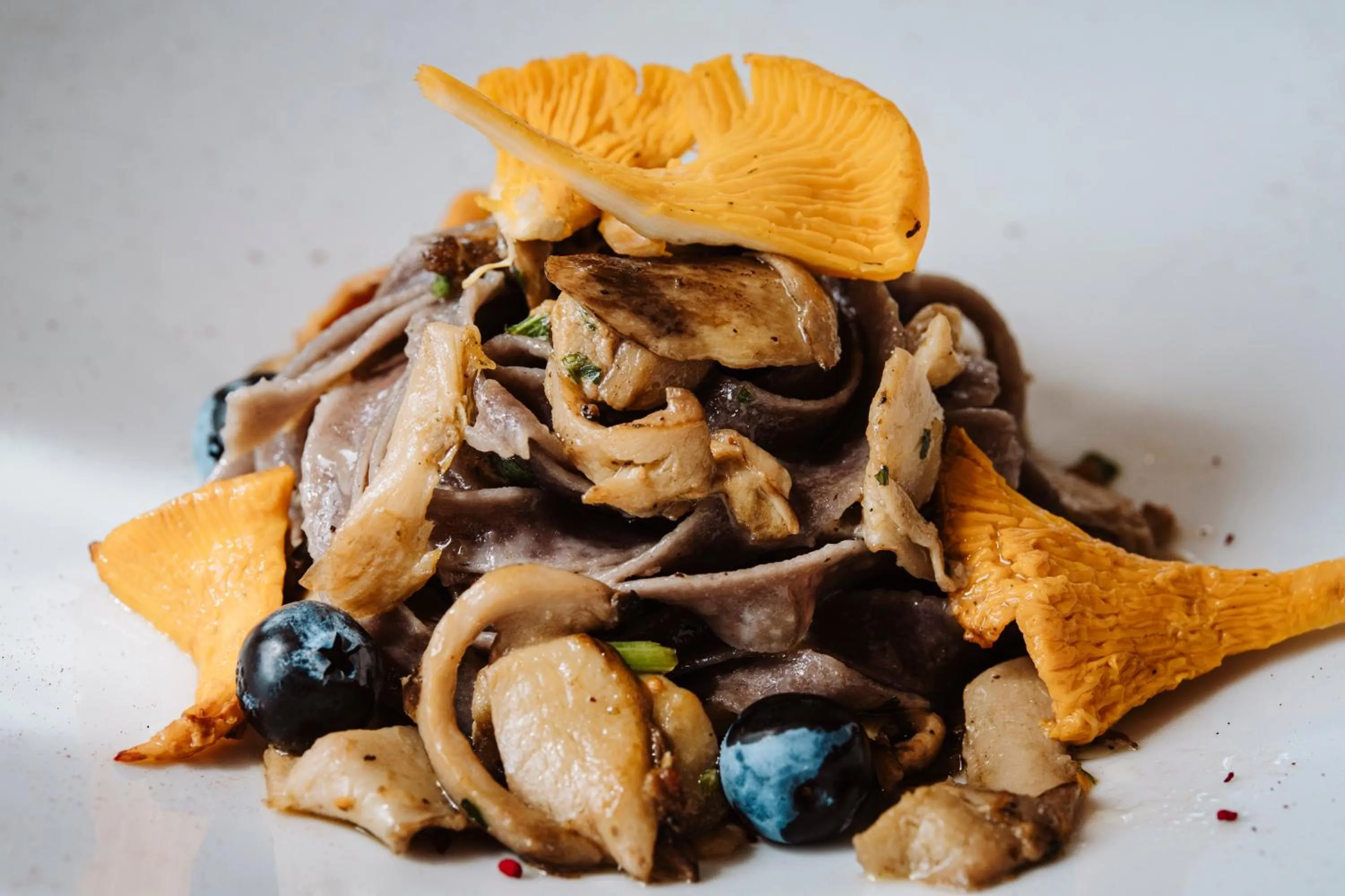 Restaurant/places to eat in Franceschi Park Hotel