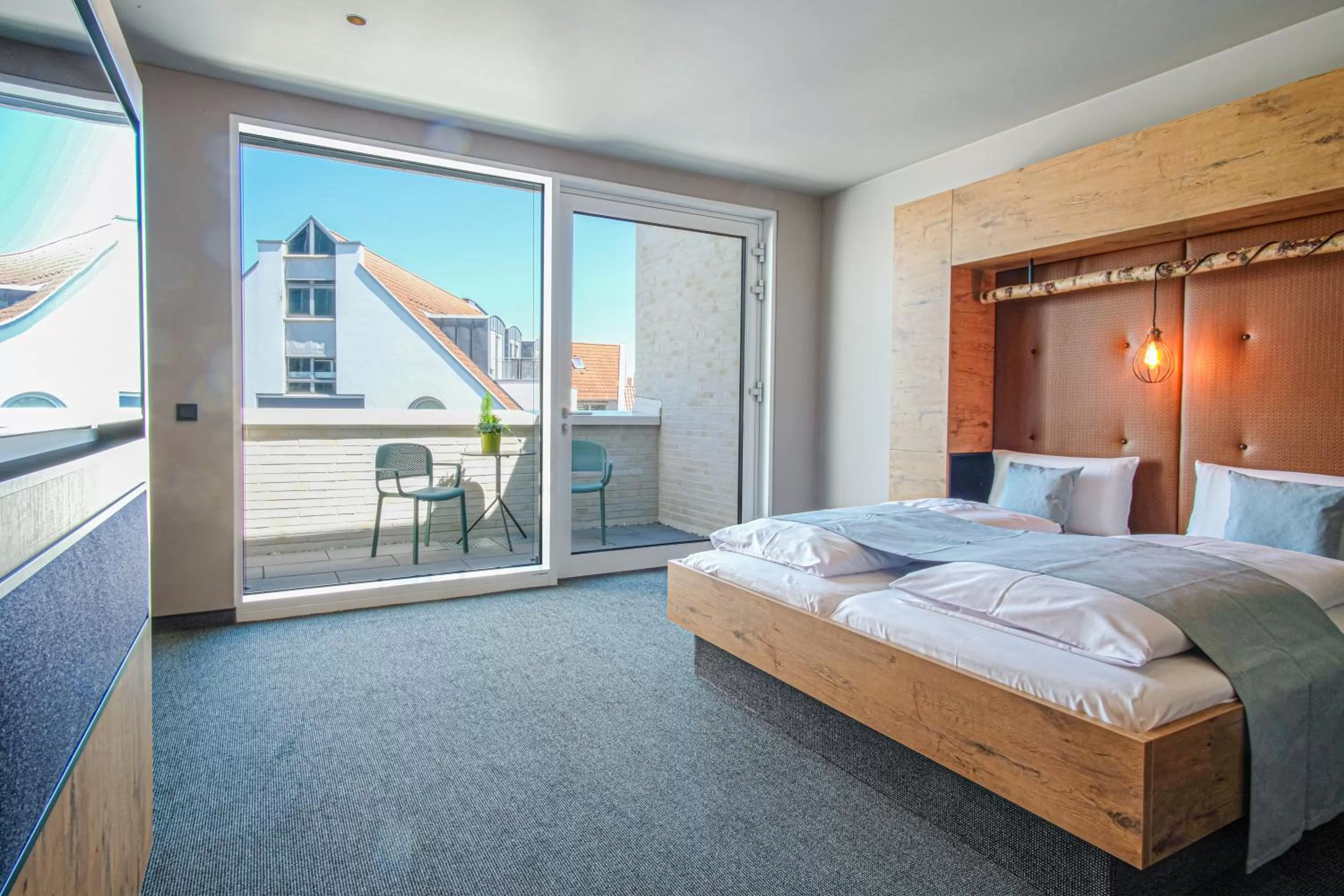 Bedroom, Bed in RiKu HOTEL Göppingen