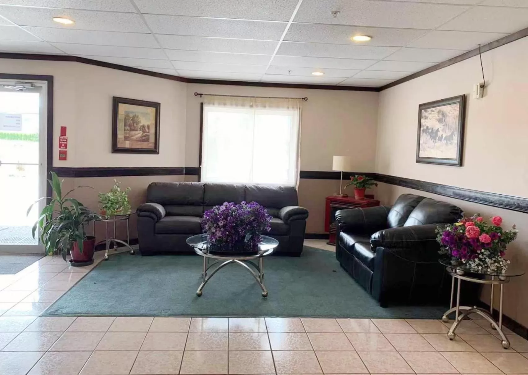 Lobby or reception in MountainView Hotel Merritt