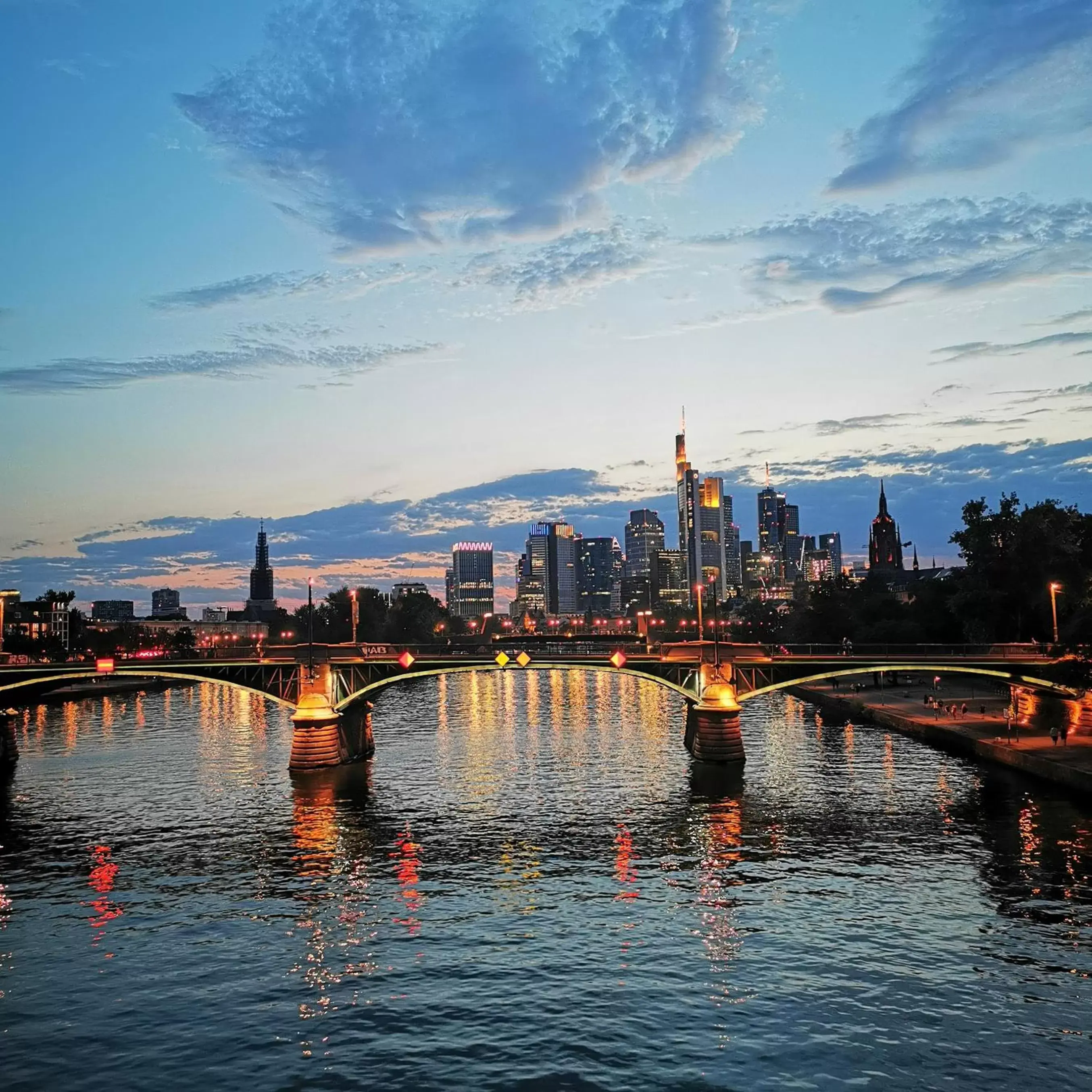 Nearby landmark in Plaza Hotel & Living Frankfurt