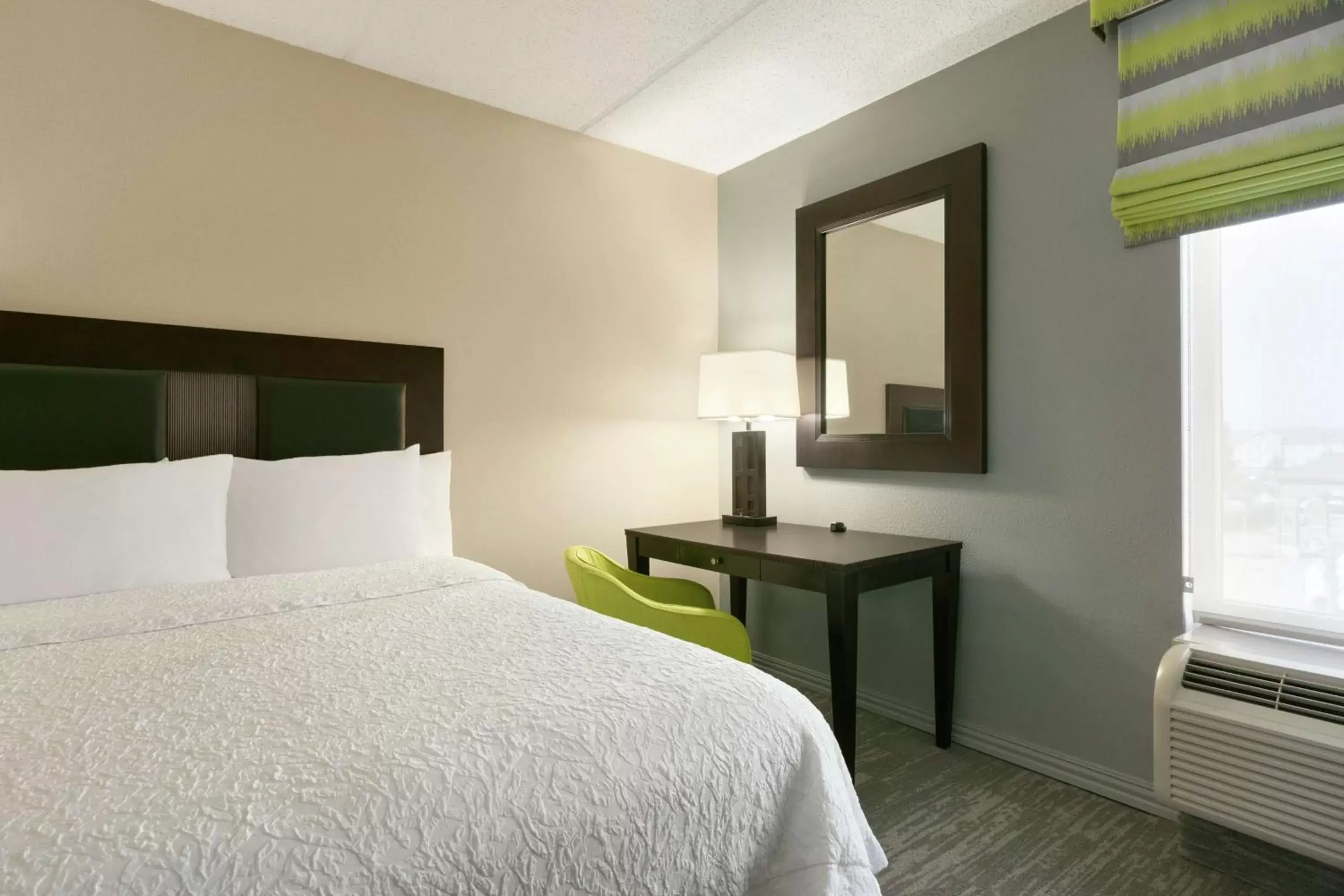 Bedroom, Bed in Hampton Inn and Suites Houston Clear Lake NASA