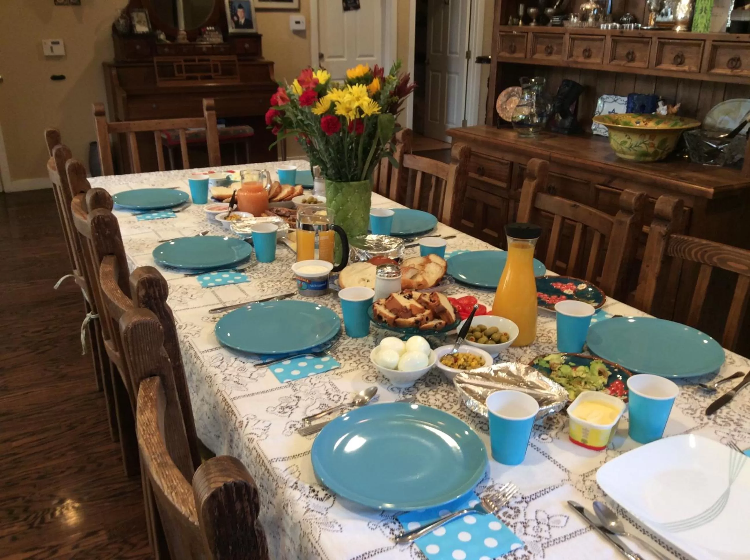 Breakfast in Sweet Dreams B&B LA