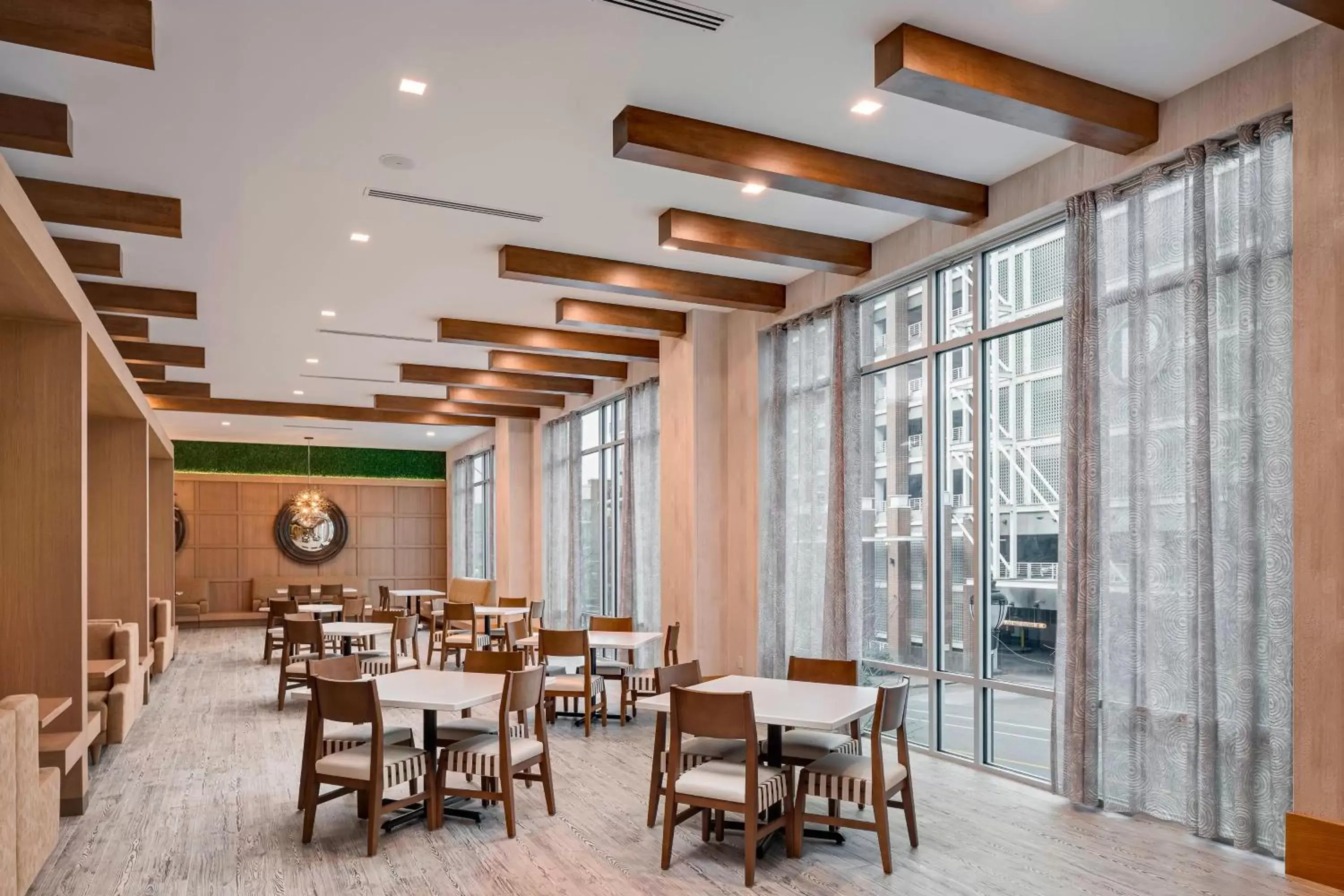 Breakfast, Restaurant/Places to Eat in Residence Inn by Marriott Greenville Downtown
