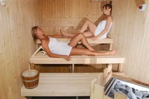 Sauna, Guests in Sporting Baia Hotel