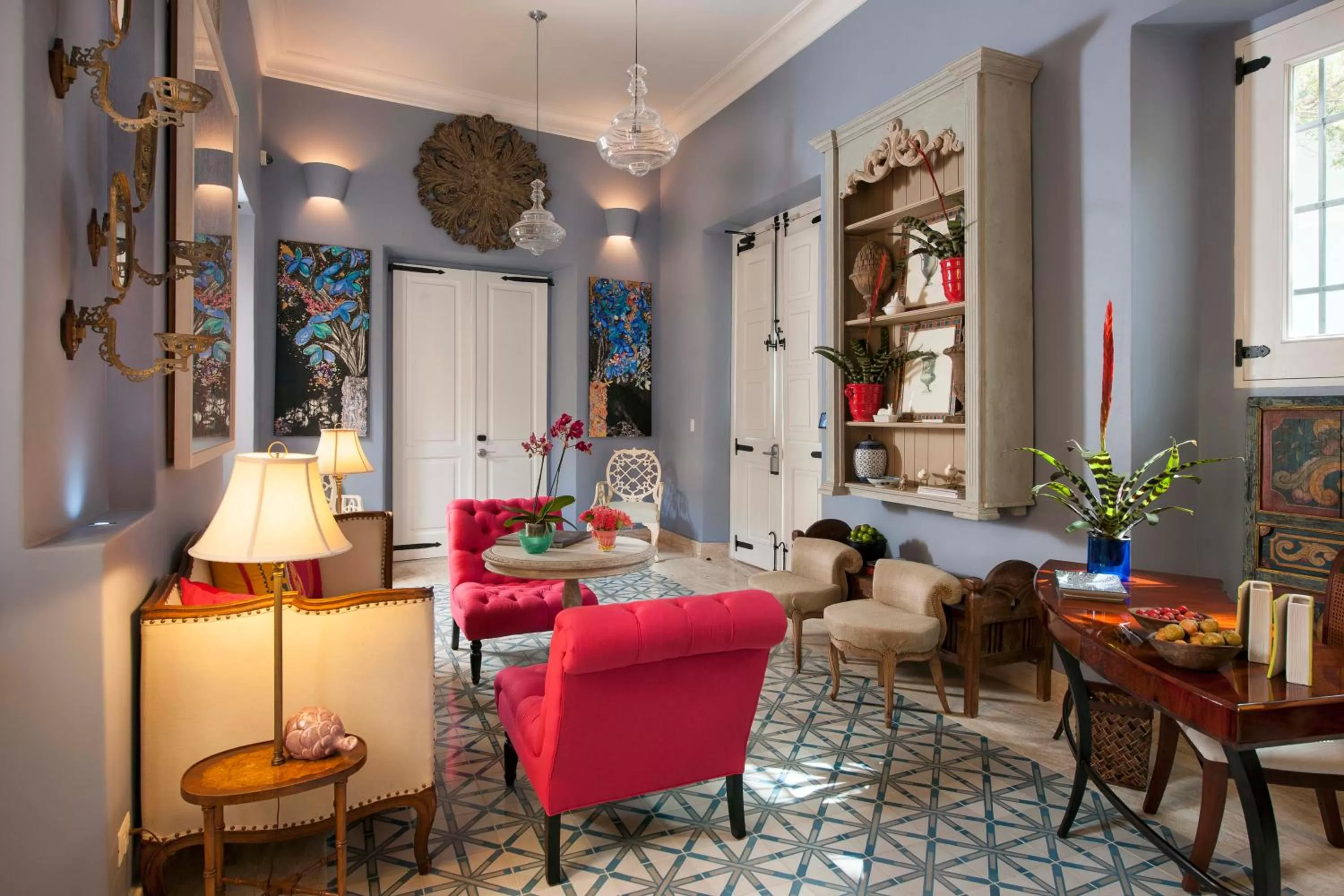 Seating area in Casas del XVI