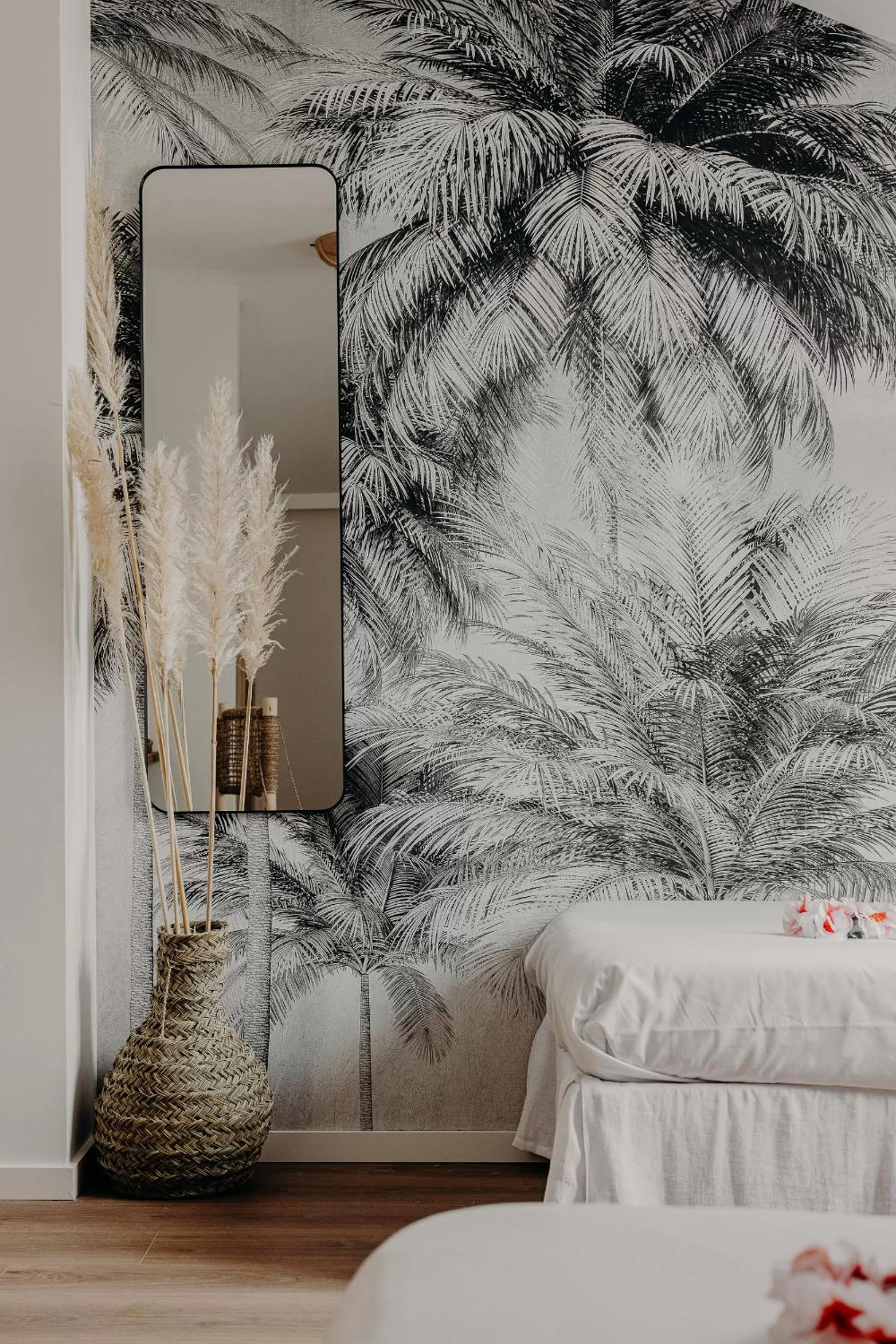 Night, Bed in Hôtel PALMITO