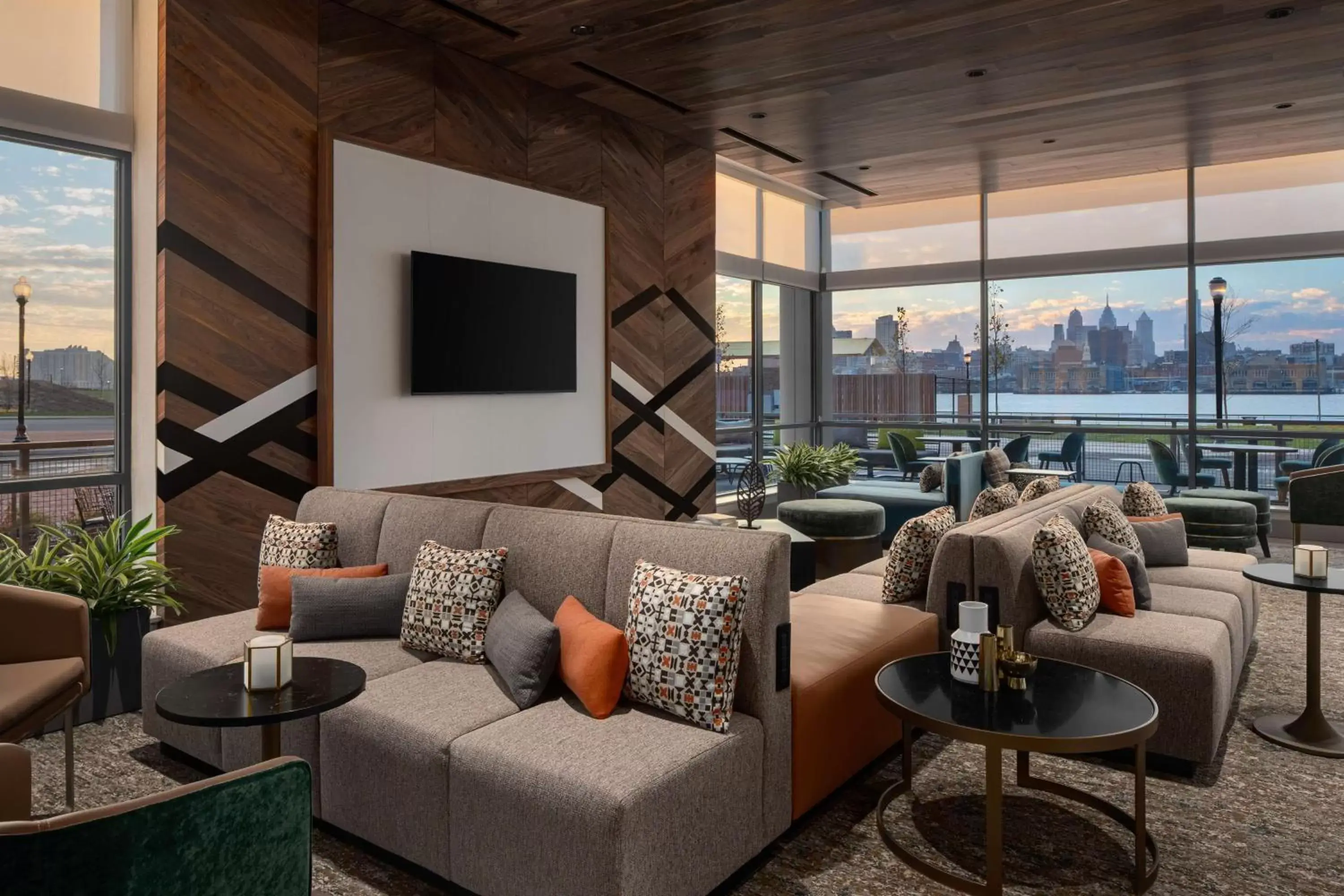 Lobby or reception, Seating Area in Hilton Garden Inn Camden Waterfront Philadelphia